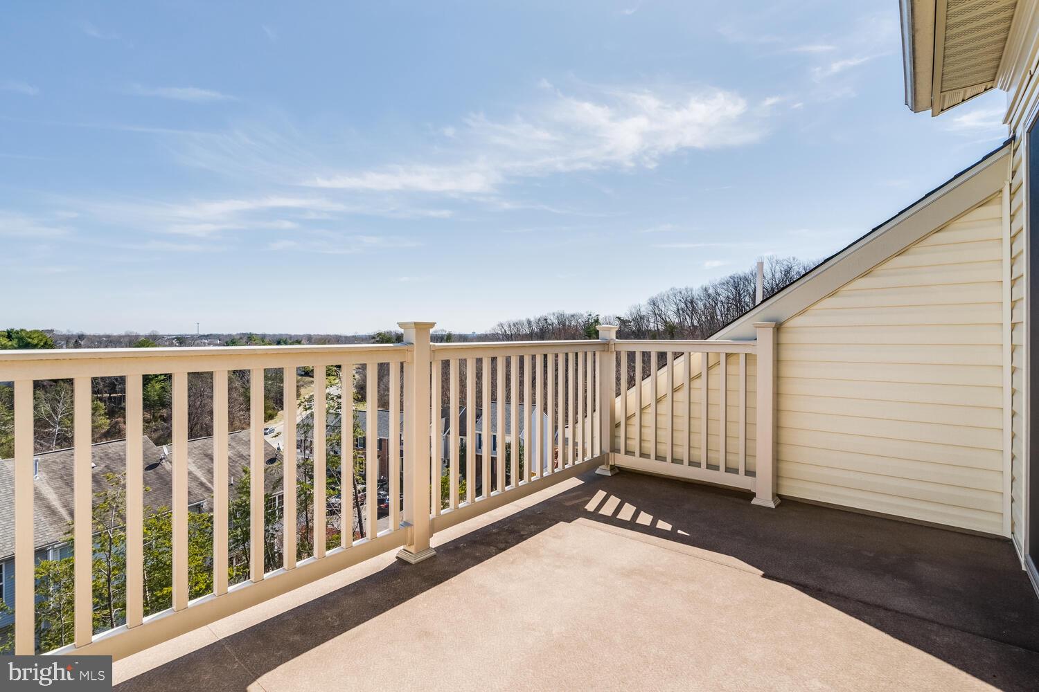 WHITSON WOODS - Residential