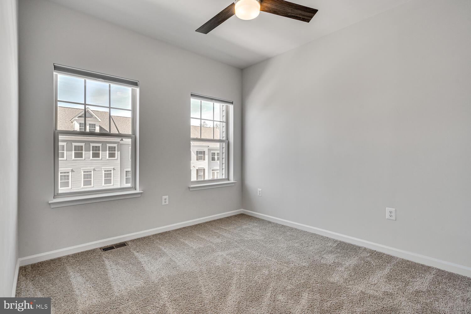 WHITSON WOODS - Residential