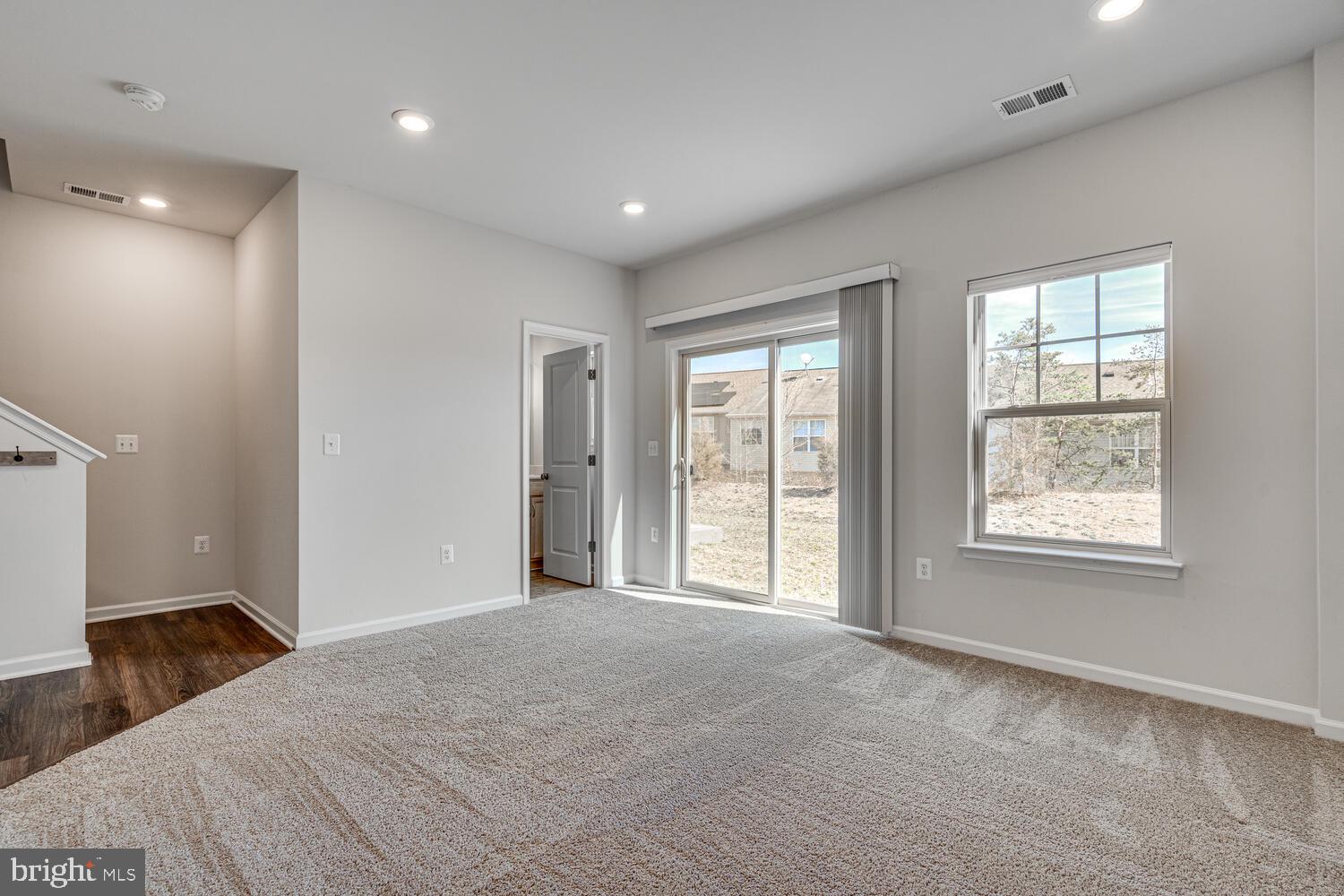 WHITSON WOODS - Residential