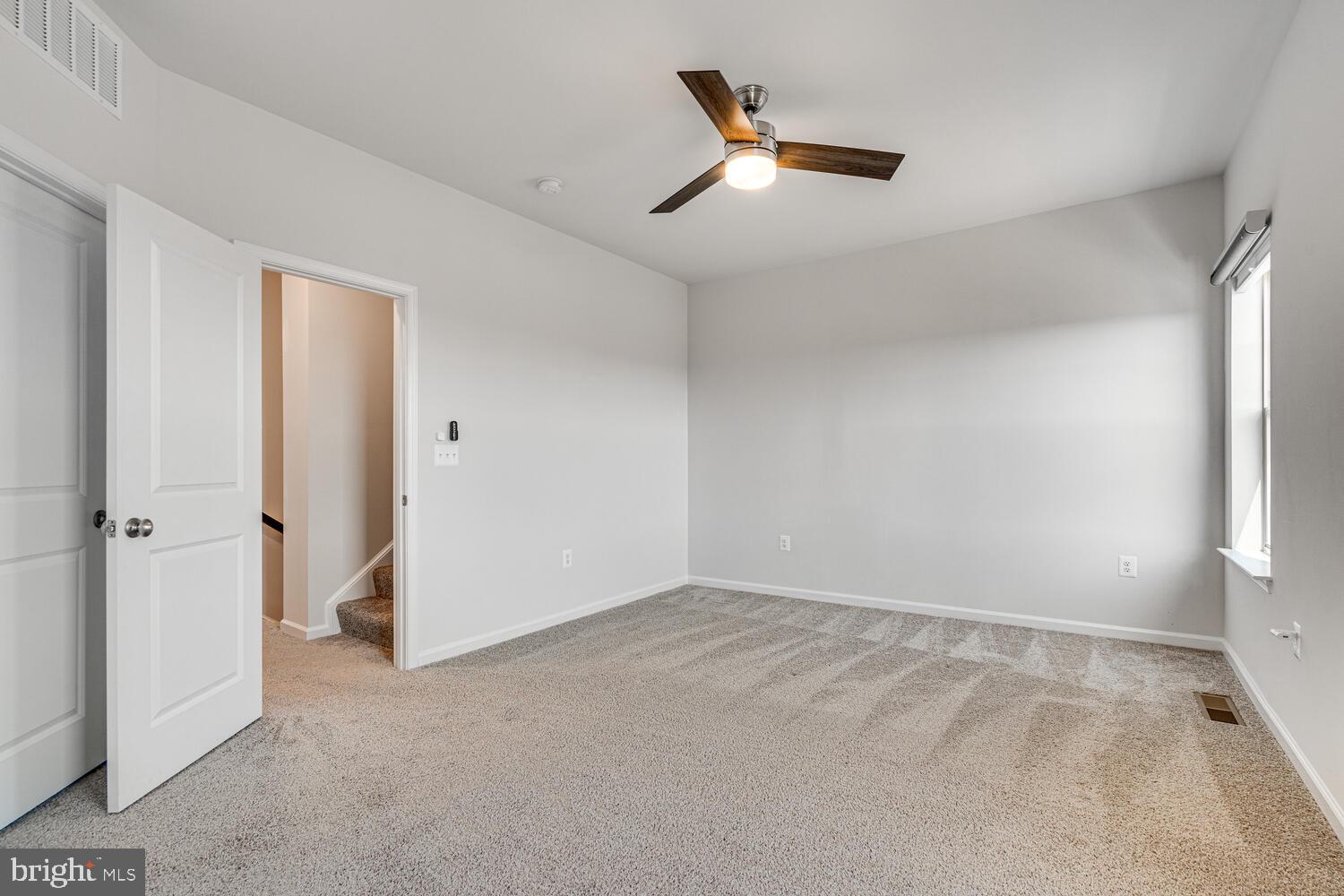 WHITSON WOODS - Residential