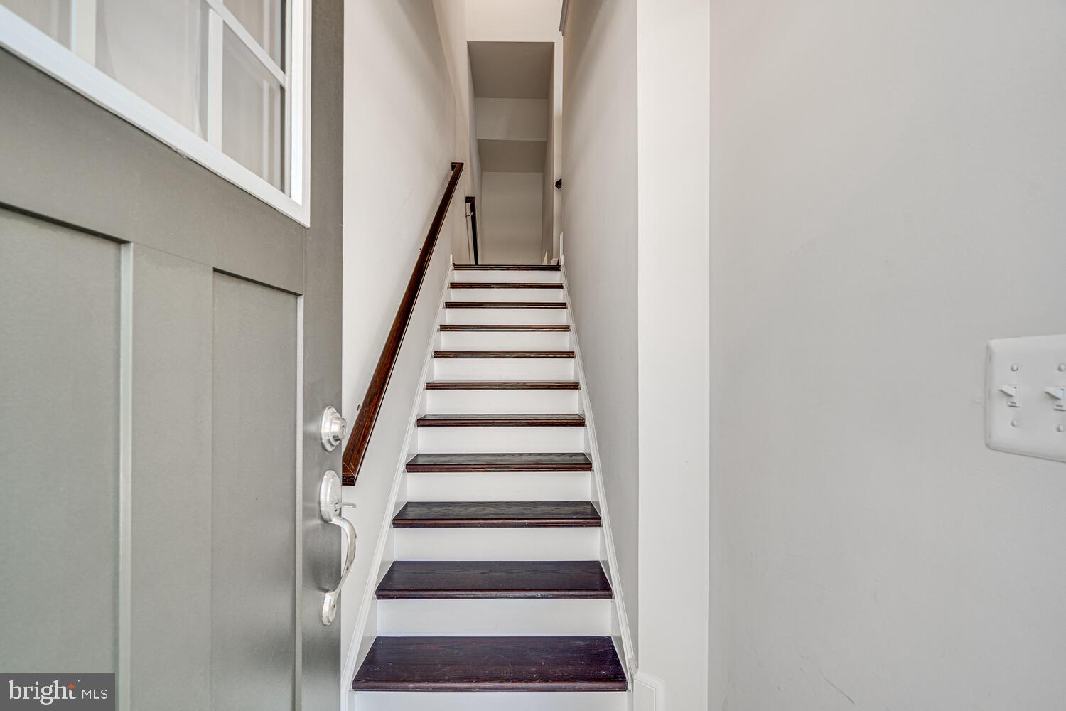 WHITSON WOODS - Residential