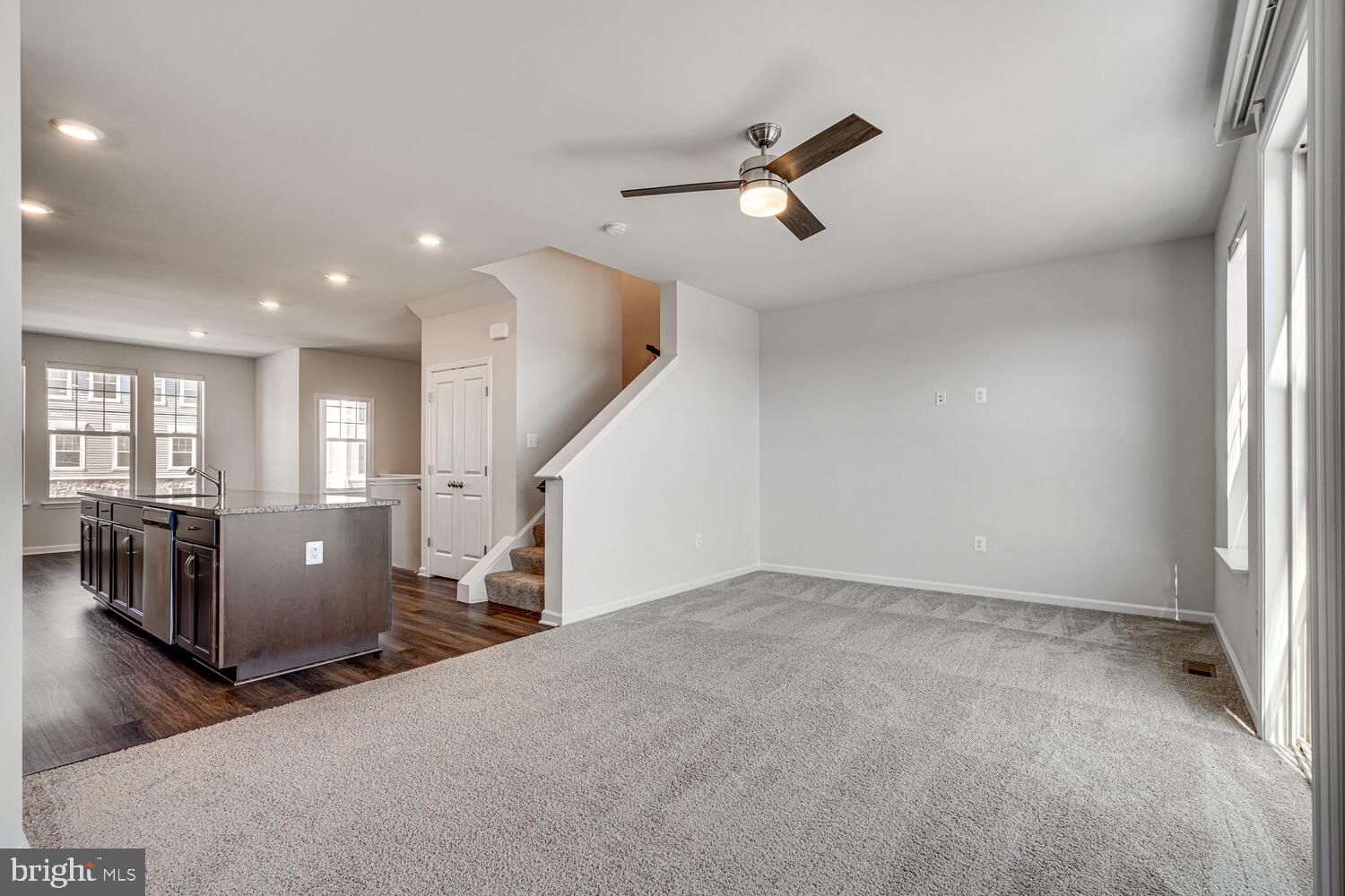 WHITSON WOODS - Residential