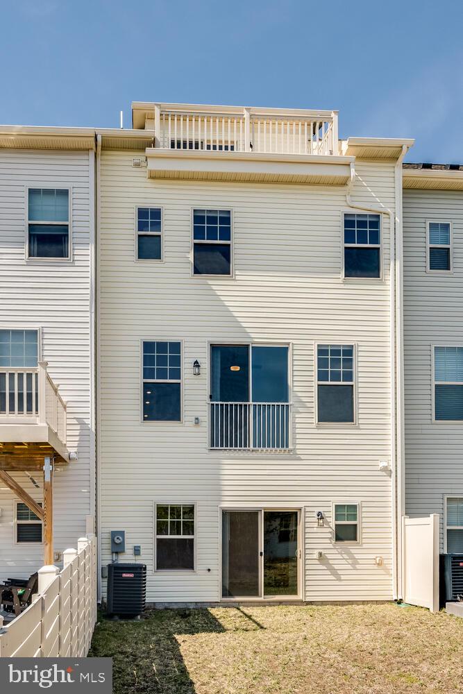 WHITSON WOODS - Residential