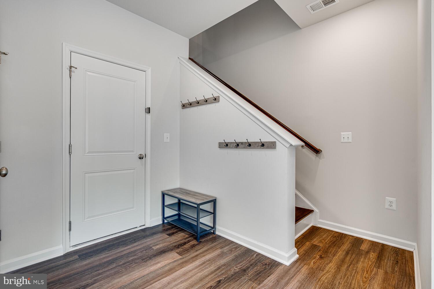 WHITSON WOODS - Residential