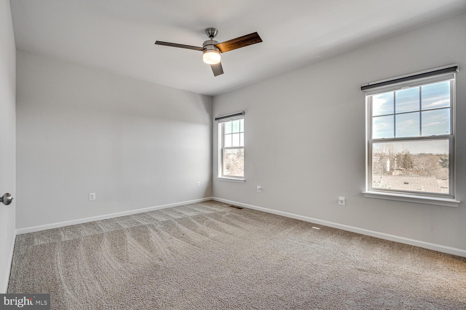 WHITSON WOODS - Residential