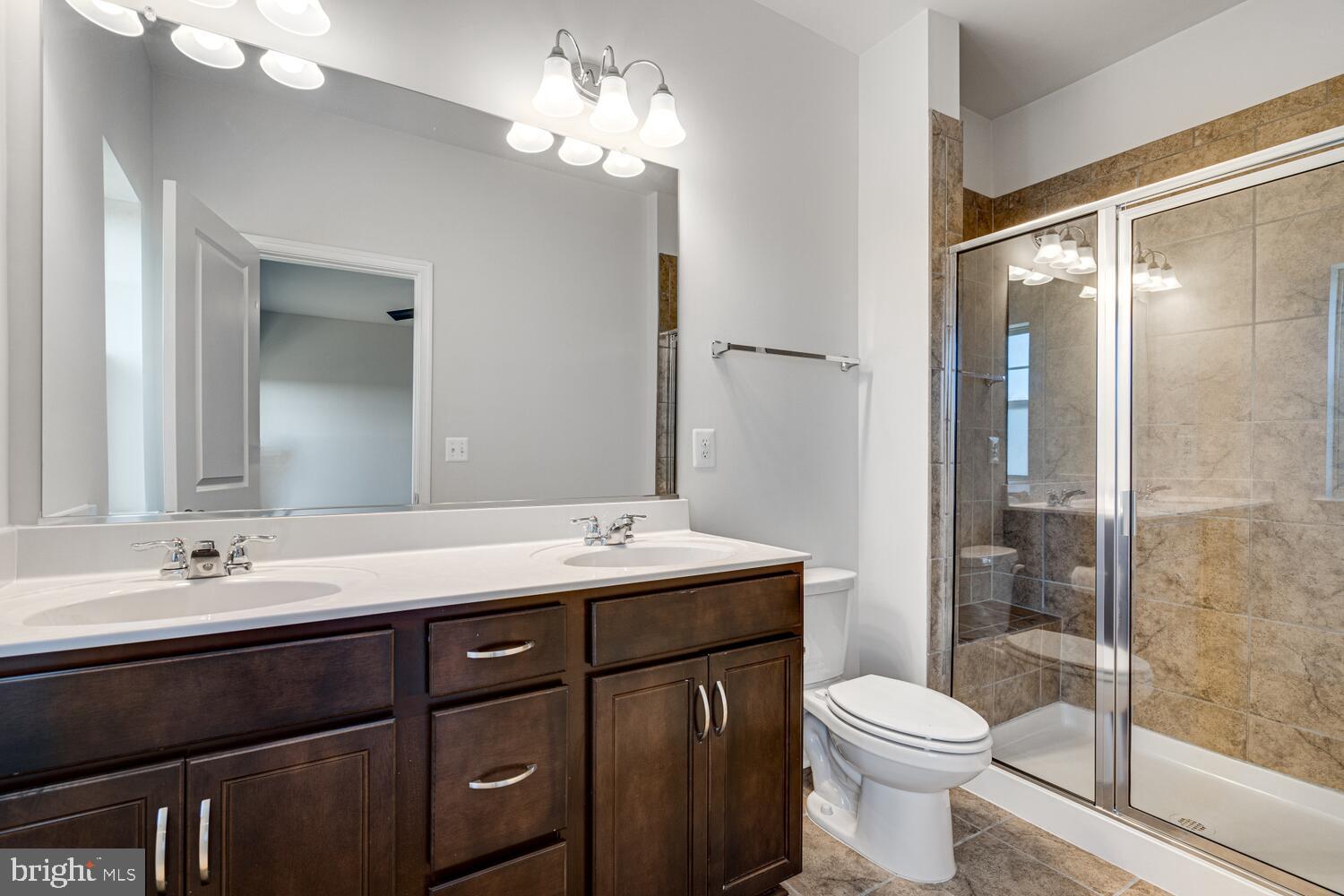 WHITSON WOODS - Residential