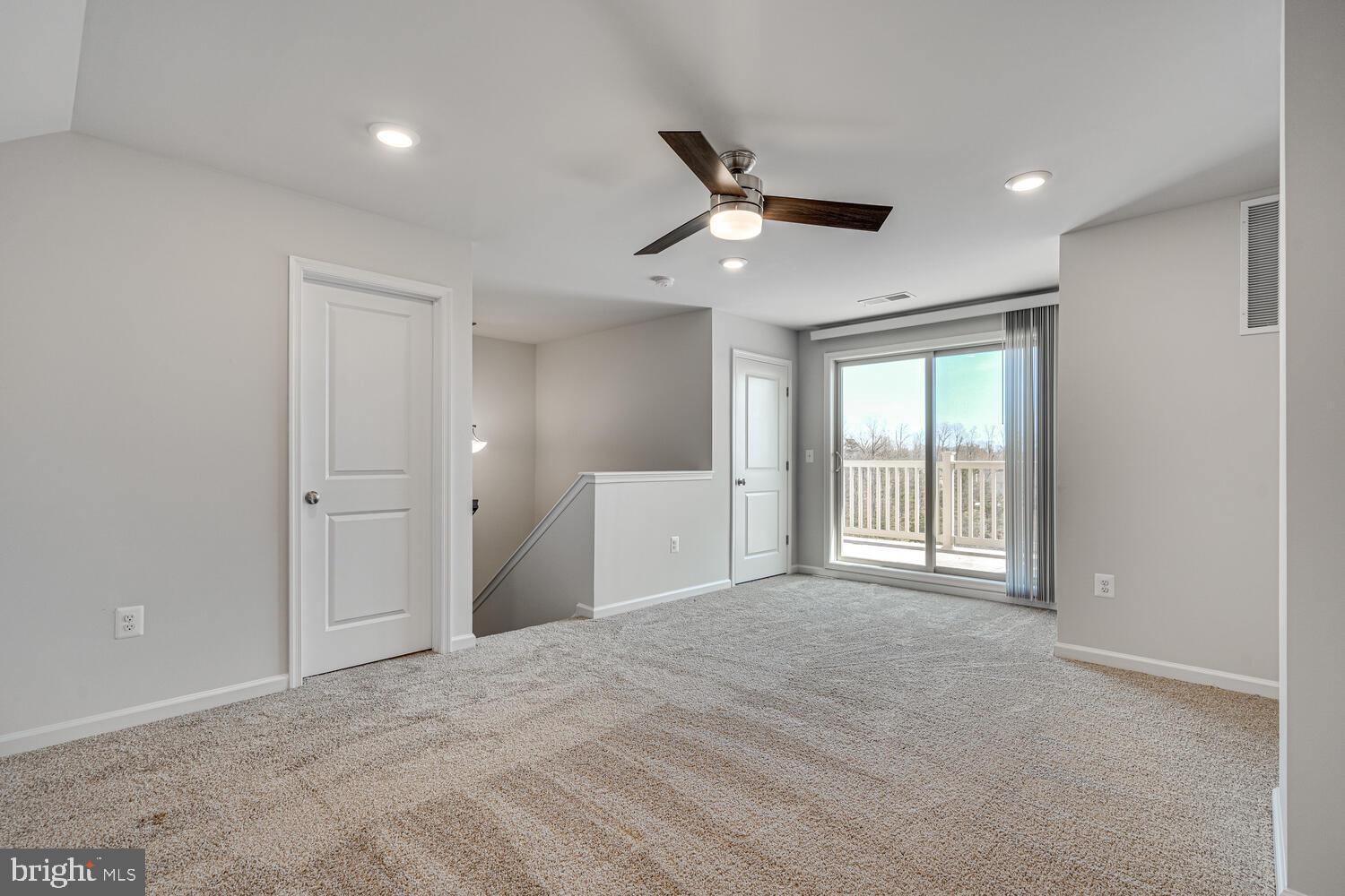 WHITSON WOODS - Residential