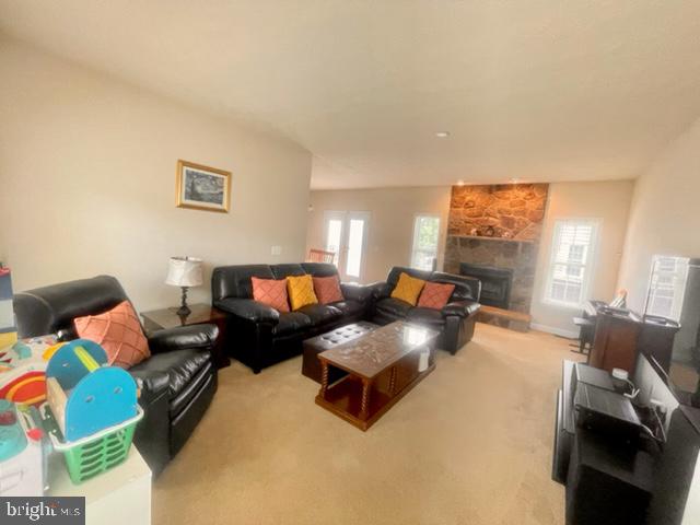 COVENTRY MEADOWS - Residential