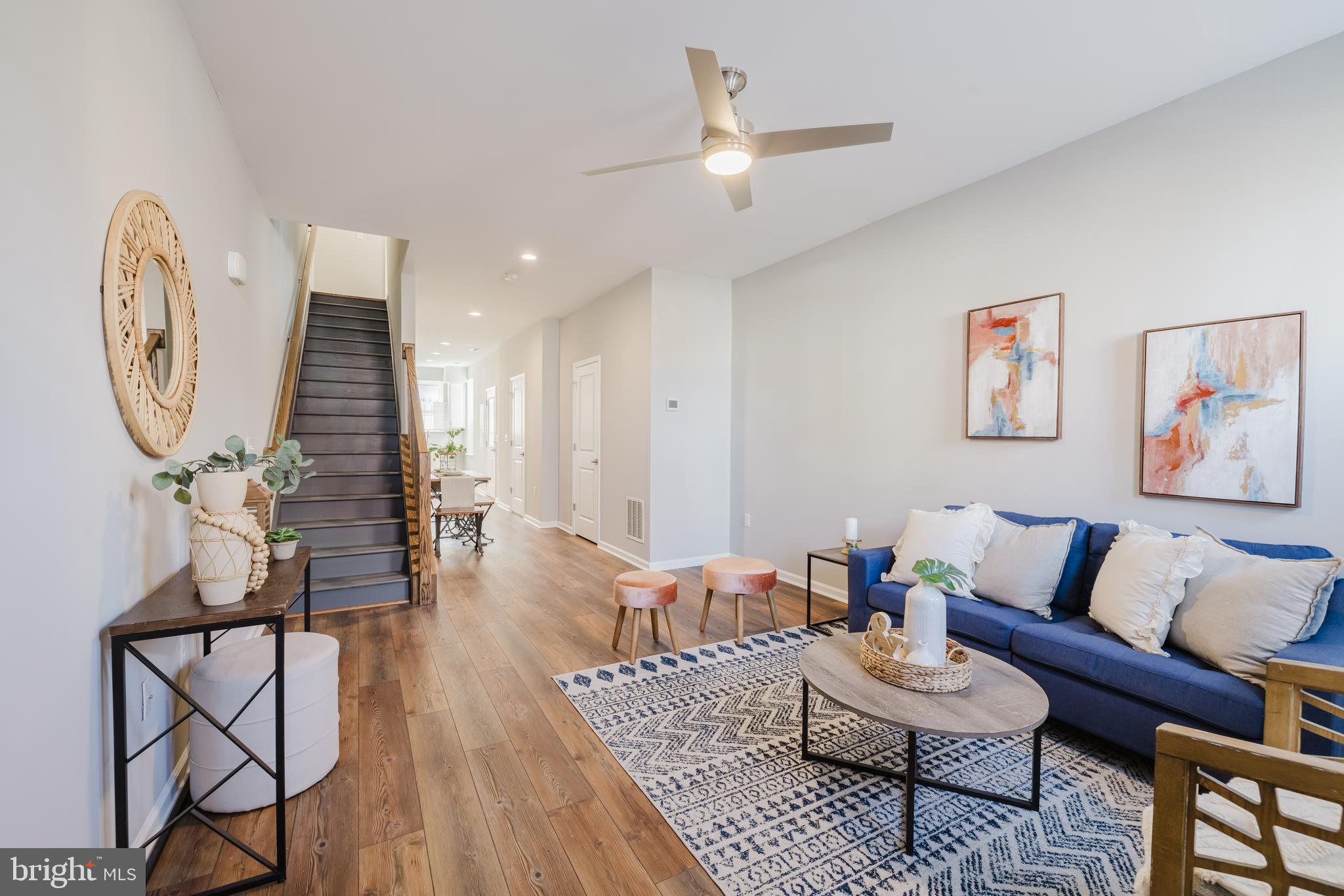 JOHNSTON SQUARE - Residential