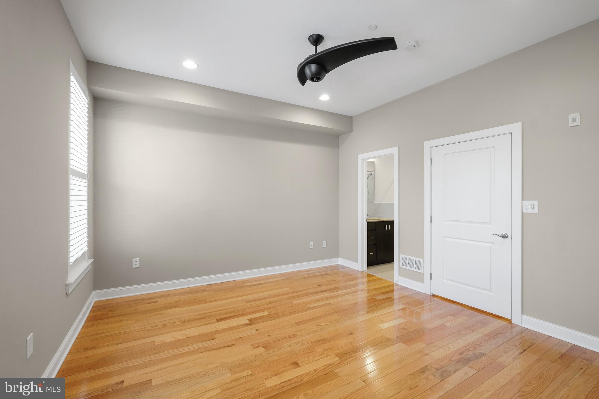 GRADUATE HOSPITAL - Residential