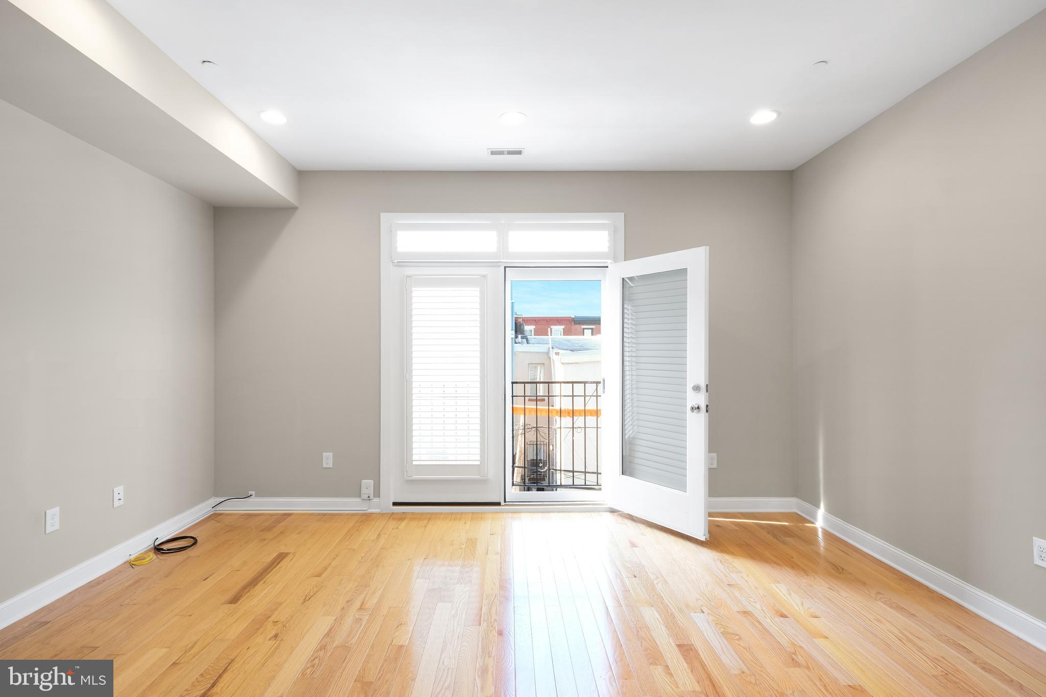 GRADUATE HOSPITAL - Residential