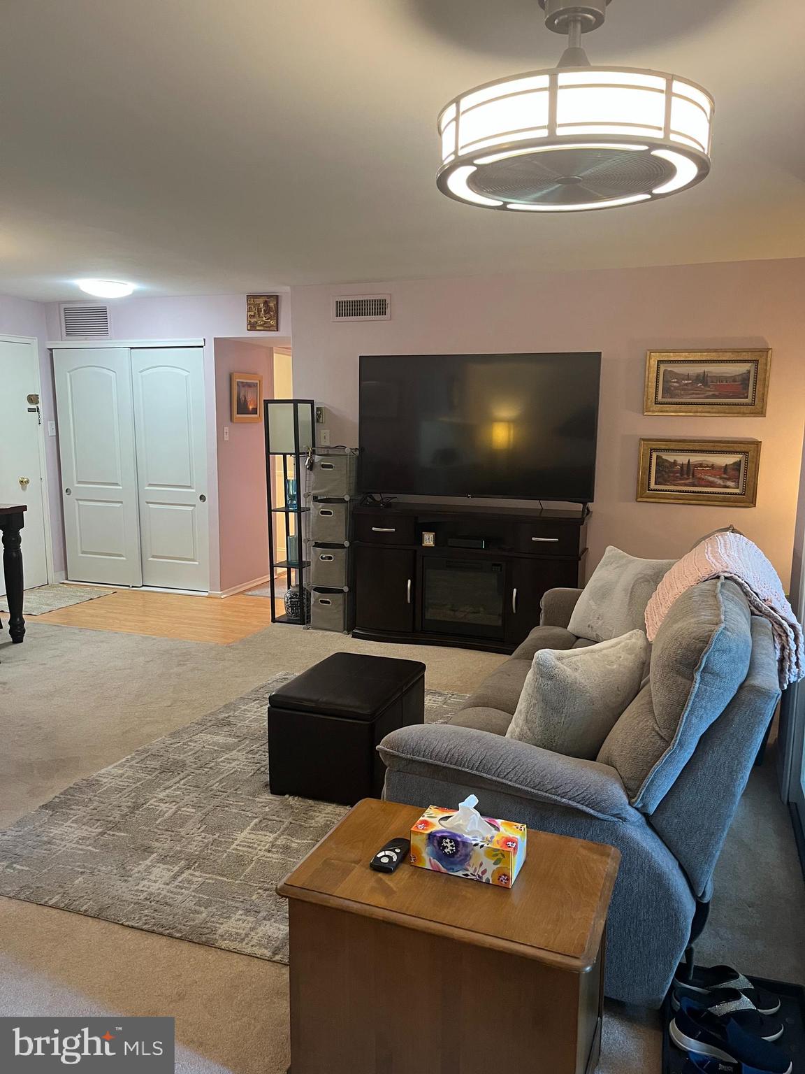 1610 THE FAIRWAY 104W