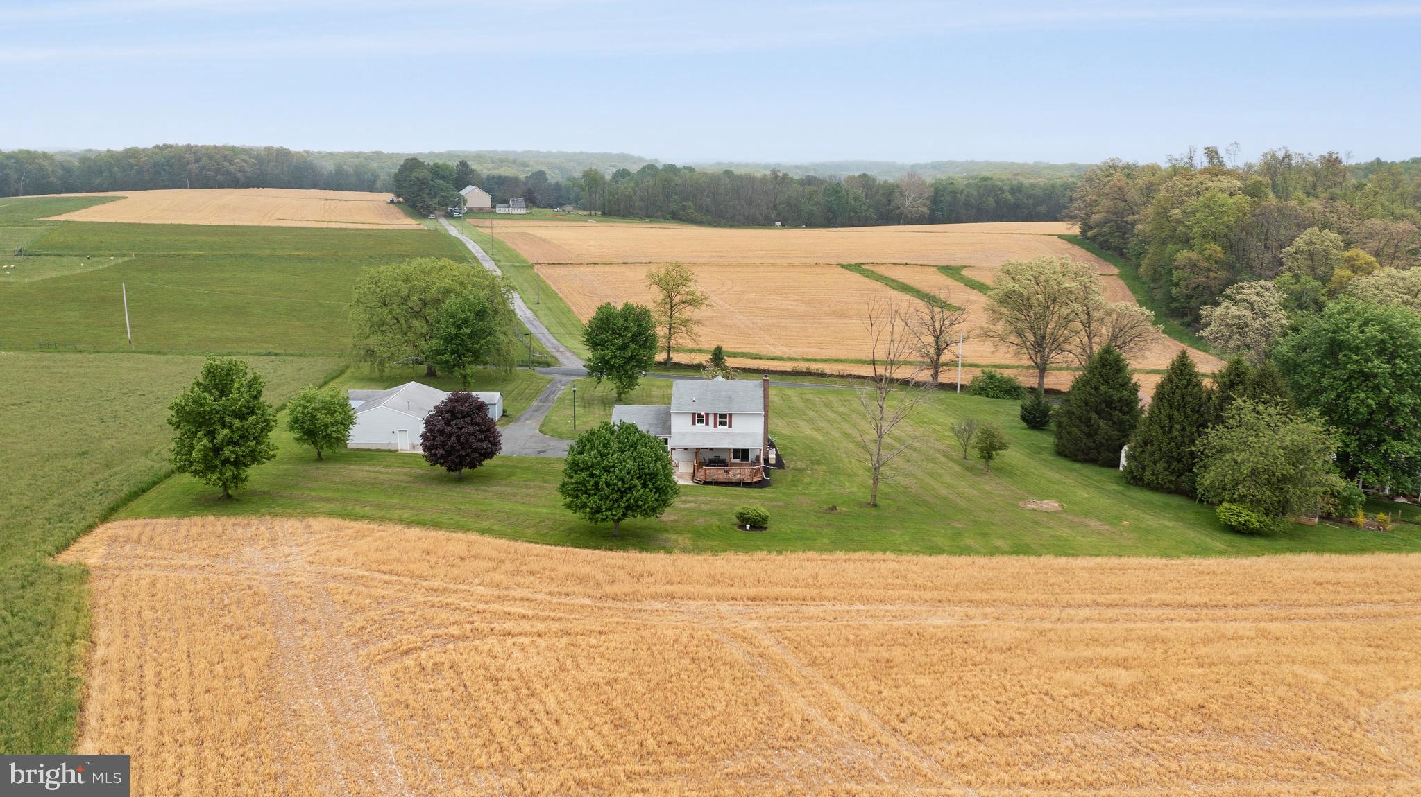 WHITE HALL - Residential