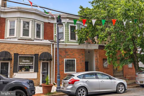 Photo of 505 N Lincoln St, WILMINGTON, DE 19806 (MLS # DENC2086818)