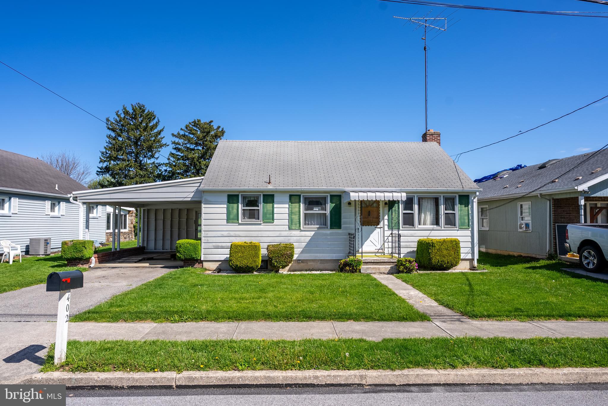 402 WIRT AVENUE
