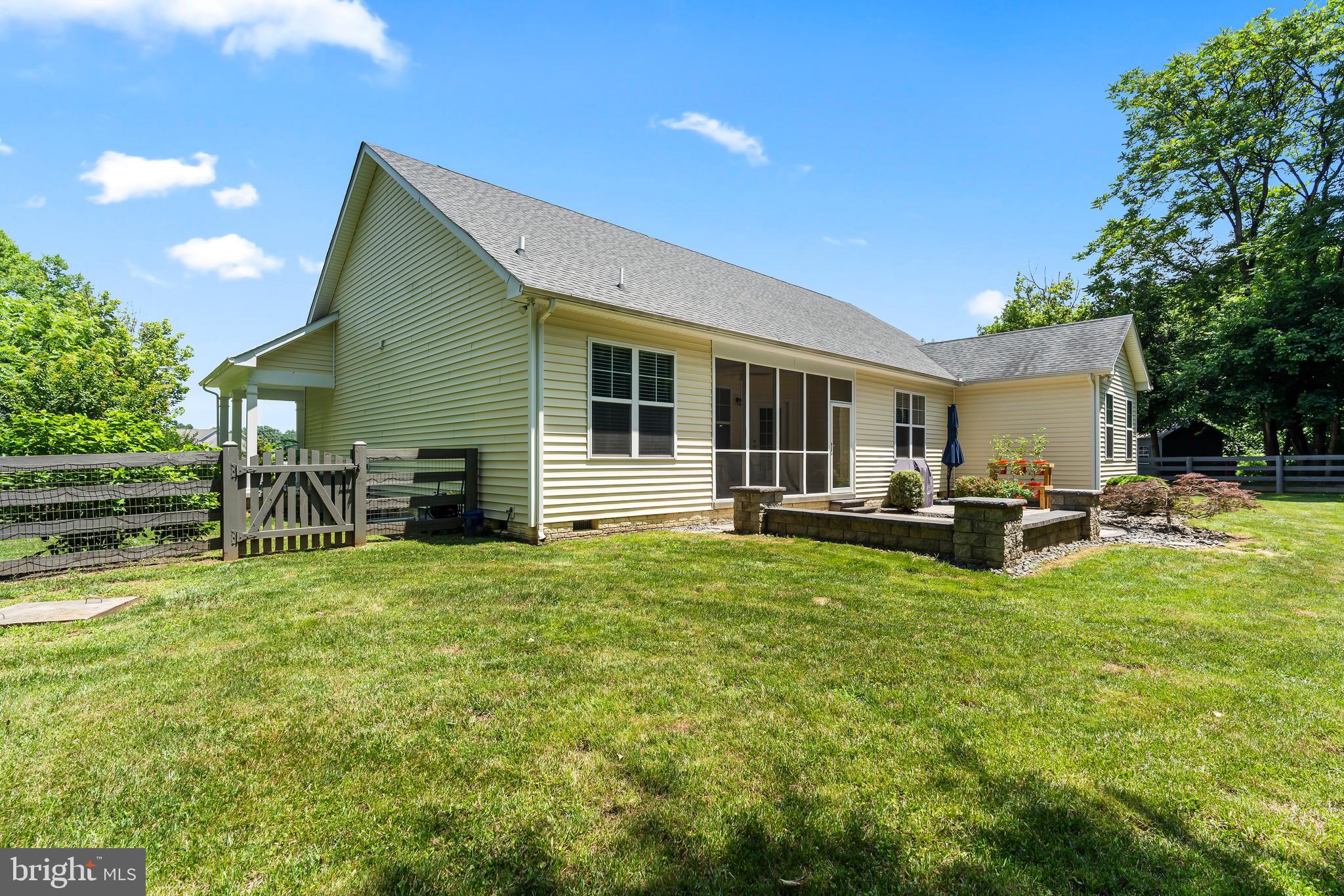 LITTLE GEORGETOWN ESTATES - Residential