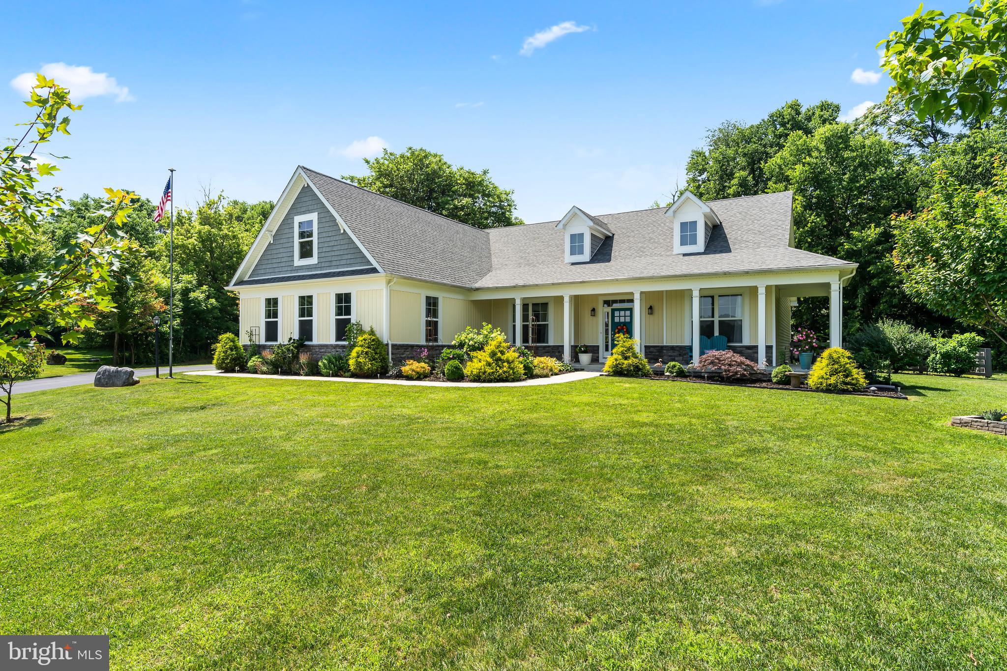 LITTLE GEORGETOWN ESTATES - Residential