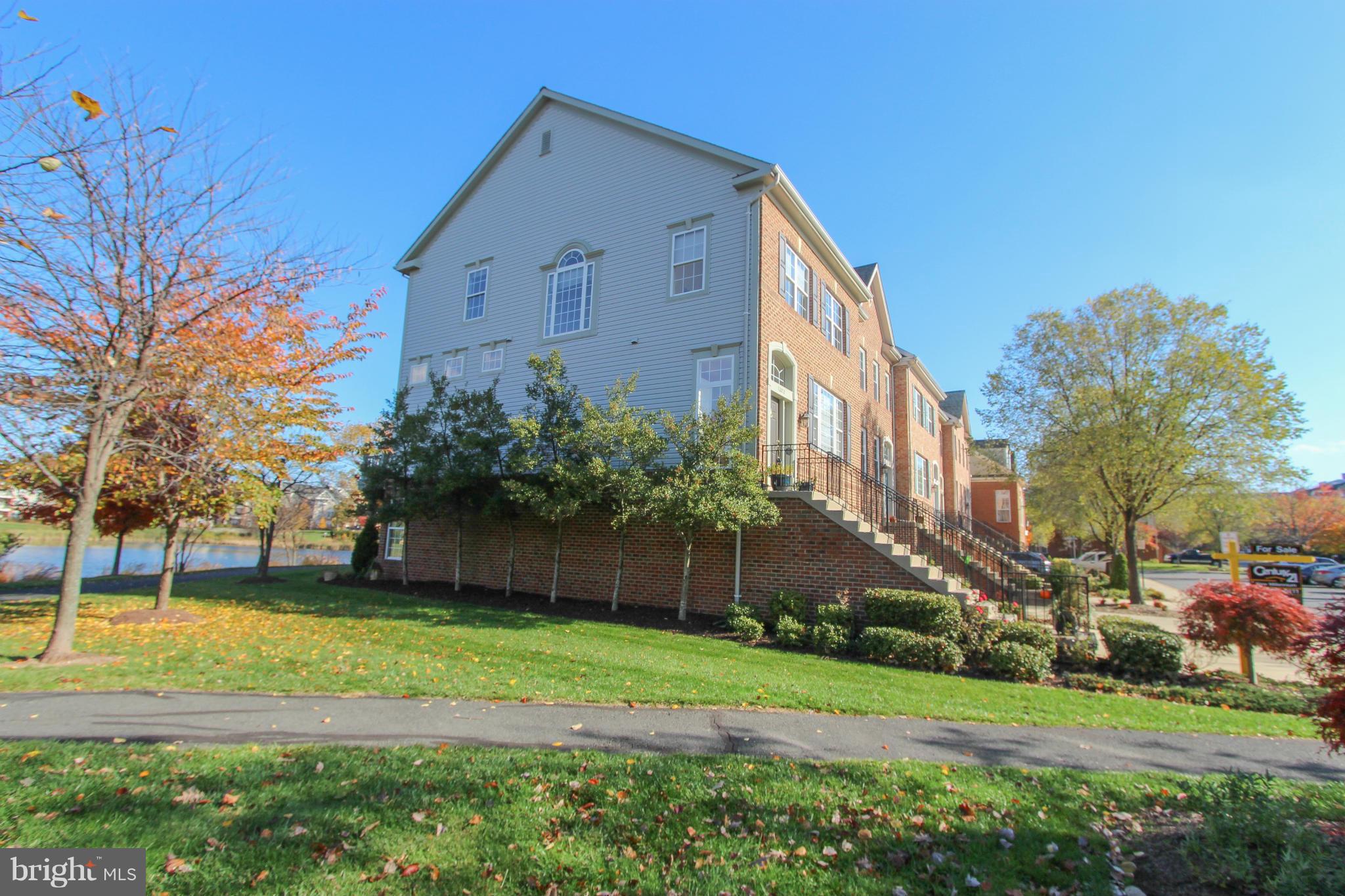 RESTON - Residential