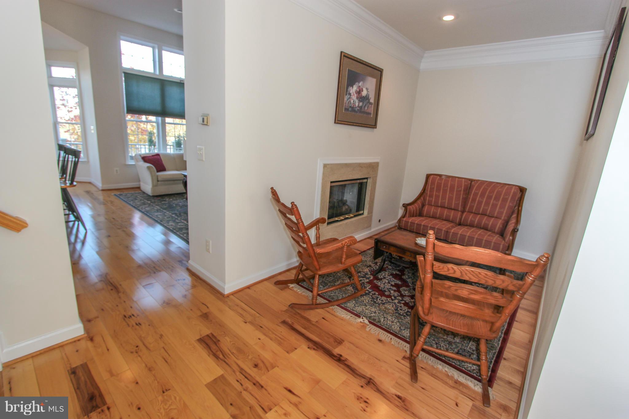 RESTON - Residential