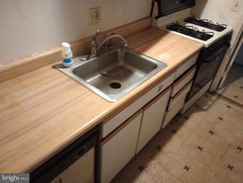 WILSON BRIDGE CONDOS - Residential