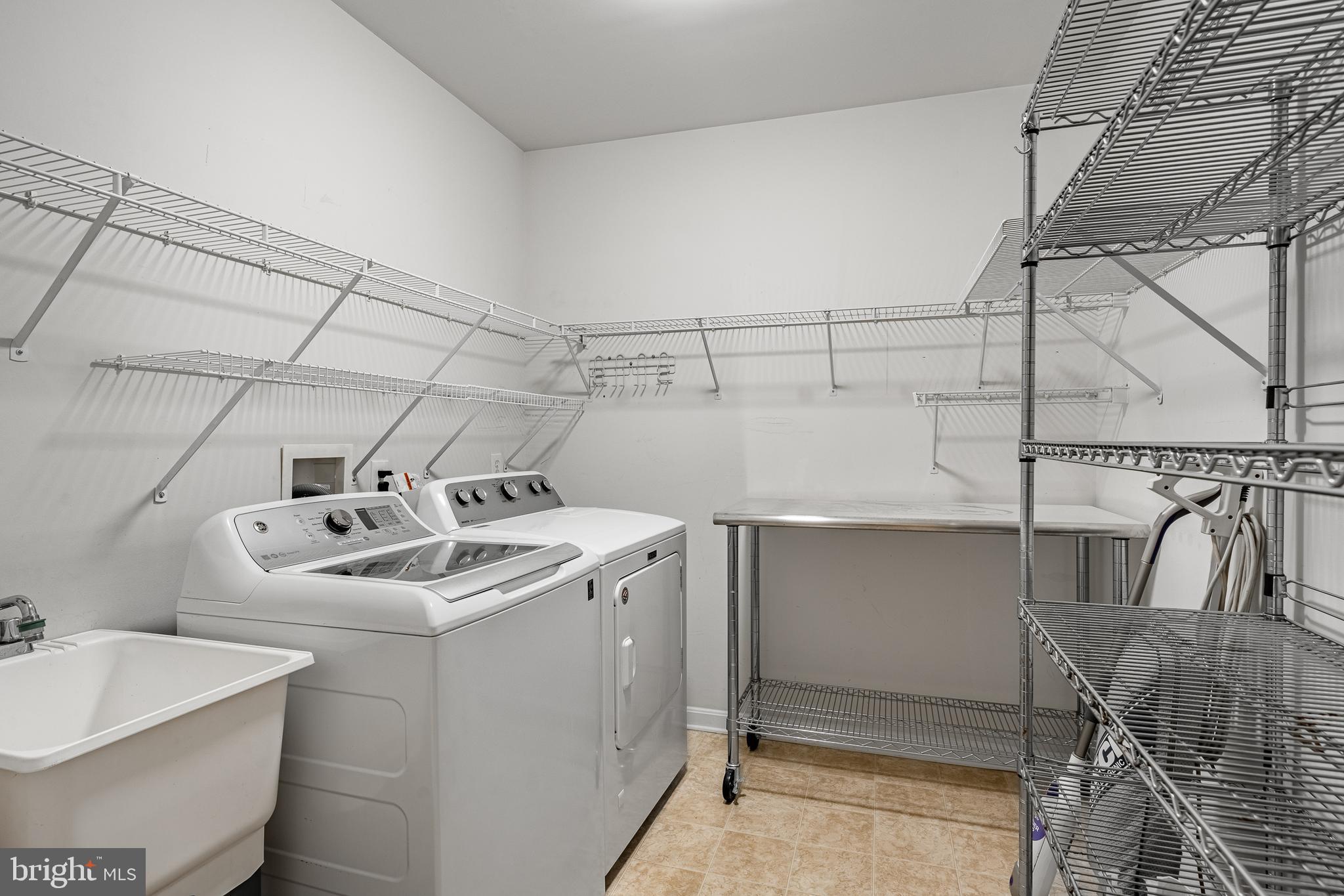 SPRINGTON POINTE WOODS - Residential