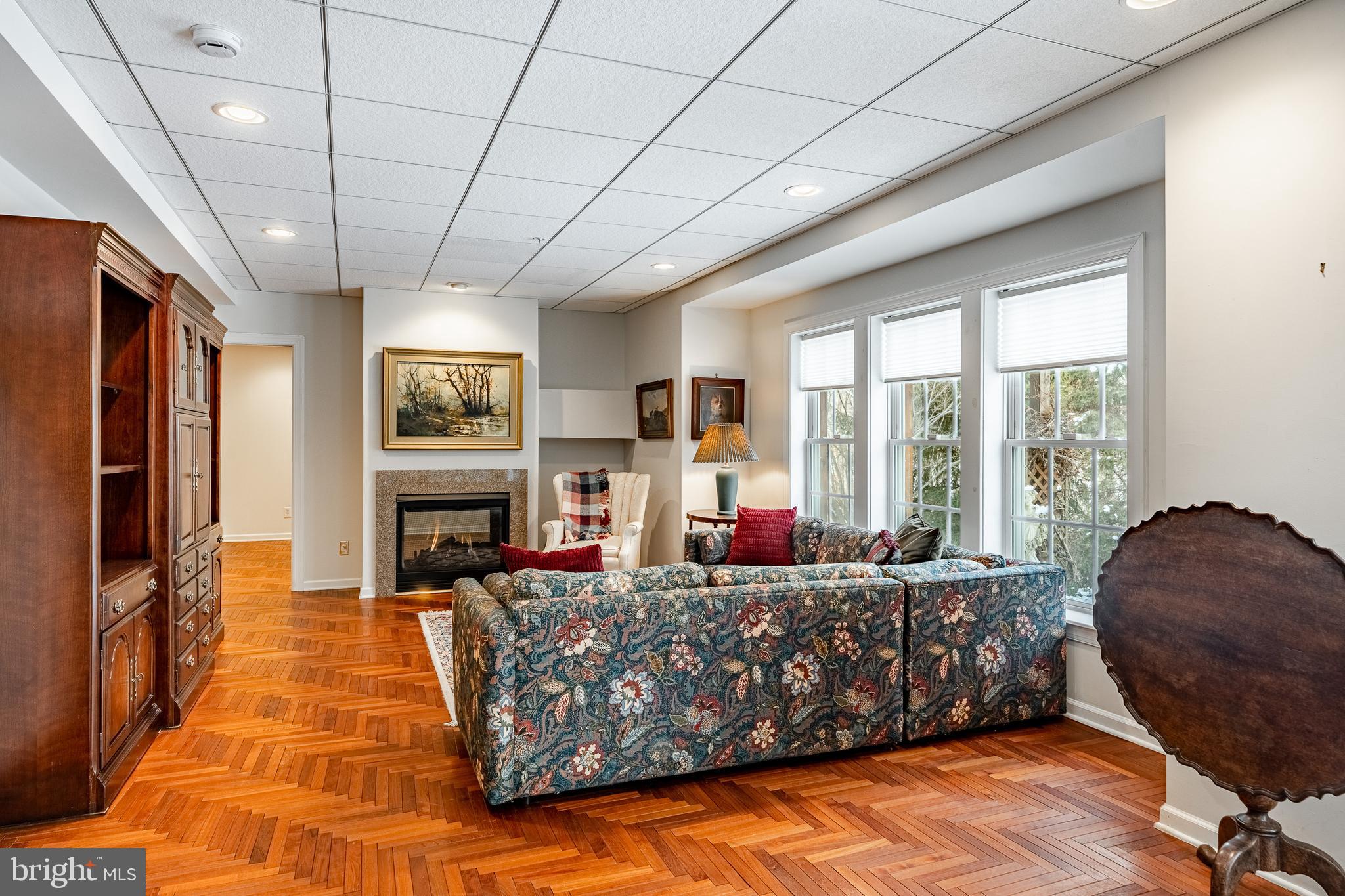 SPRINGTON POINTE WOODS - Residential