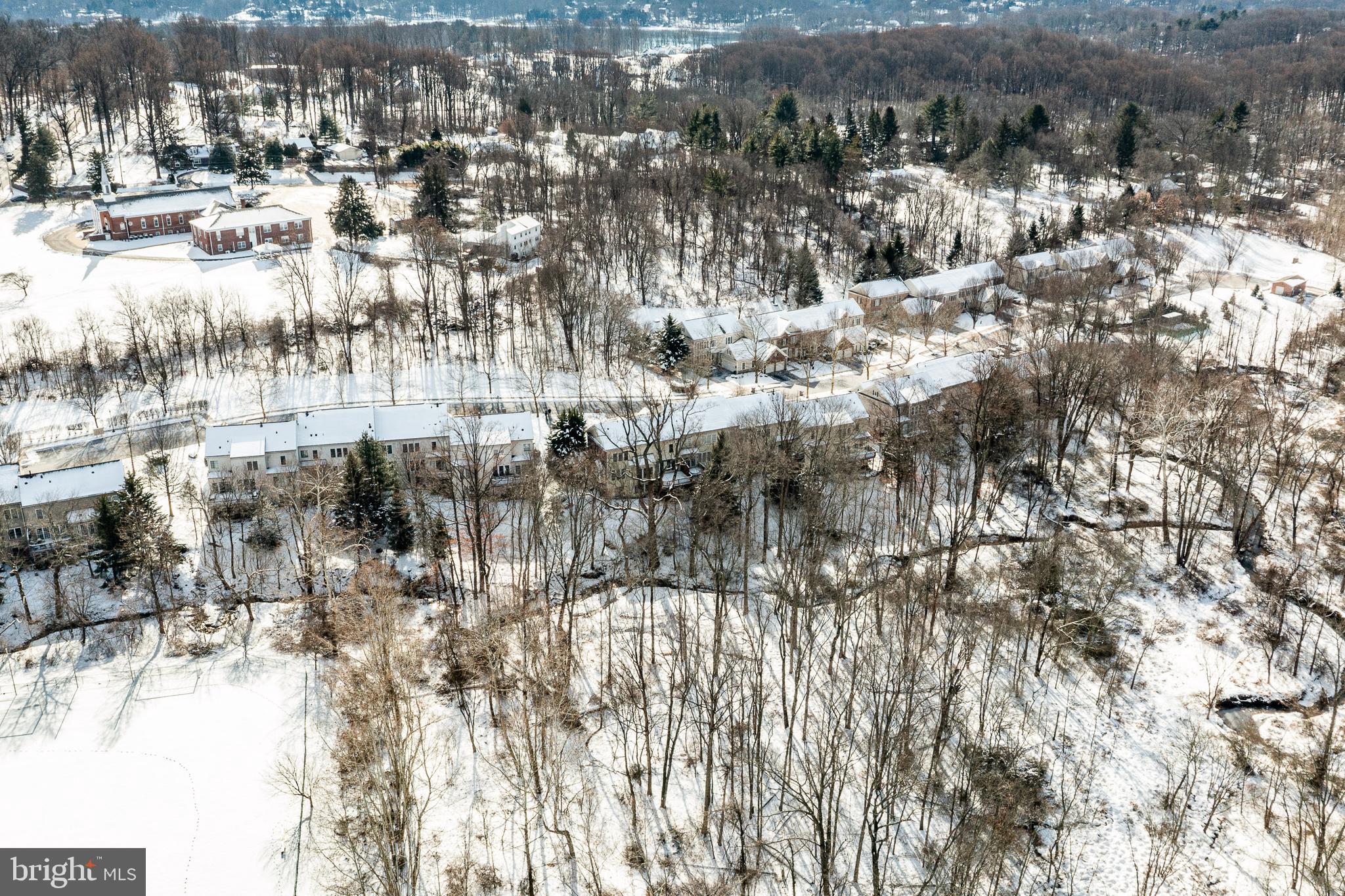 SPRINGTON POINTE WOODS - Residential