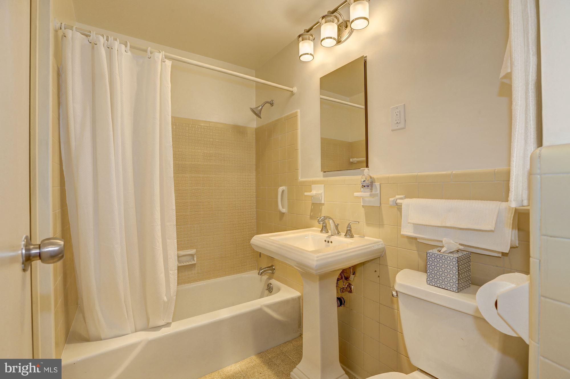 GROSVENOR PARK - Residential