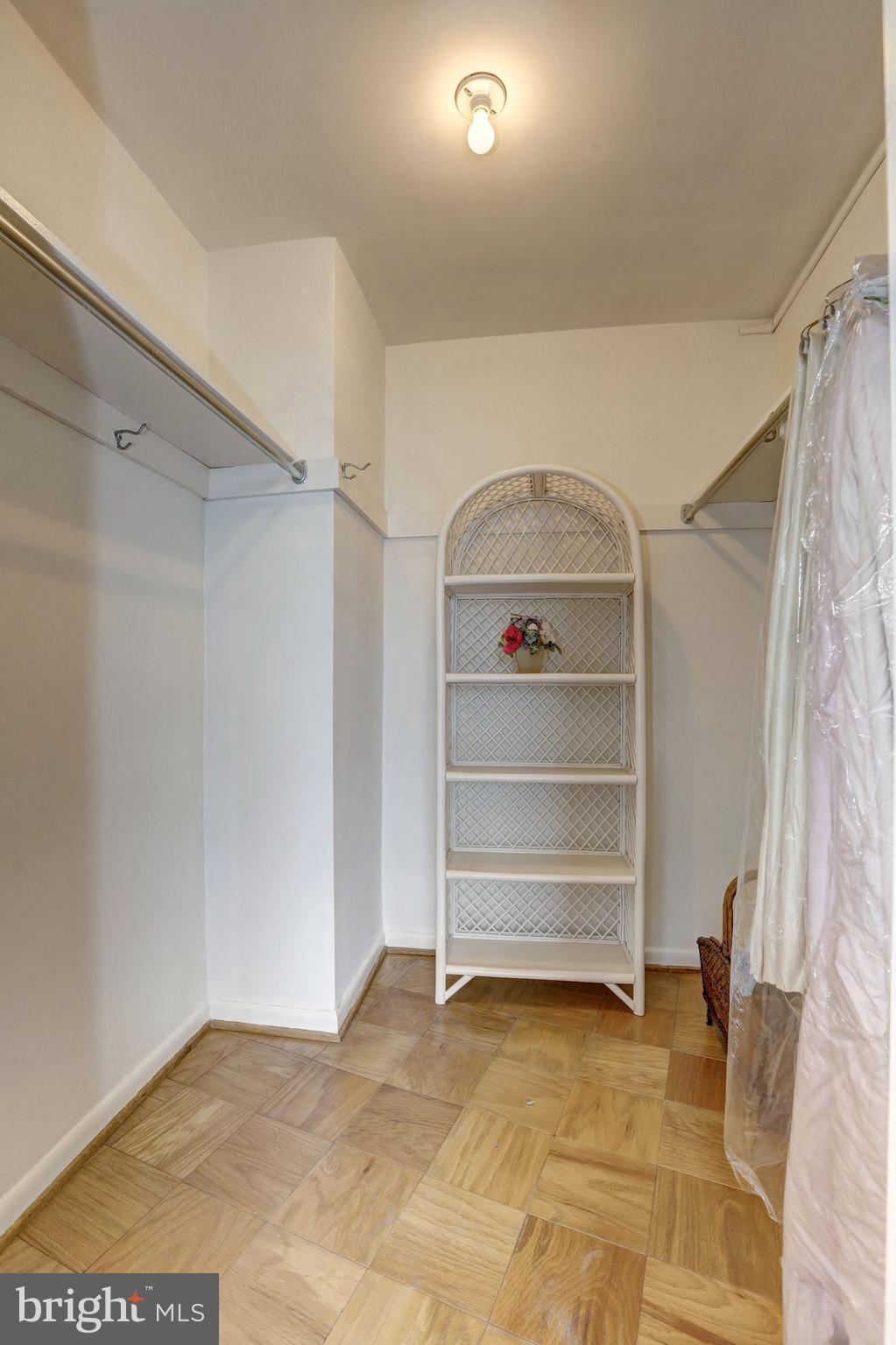 GROSVENOR PARK - Residential