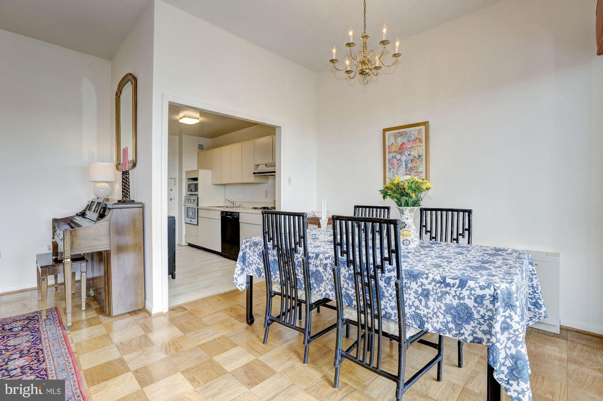 GROSVENOR PARK - Residential