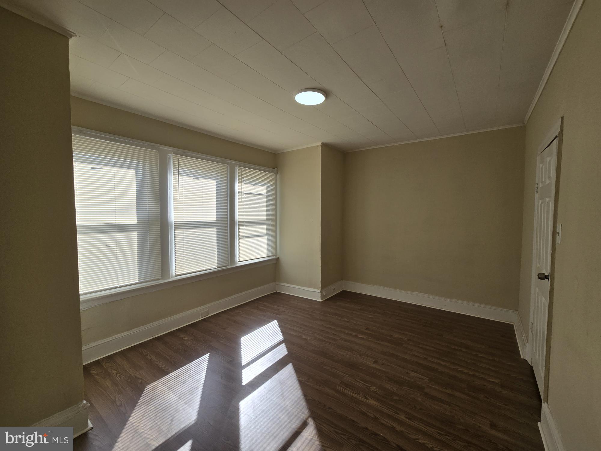 OGONTZ - Residential Lease