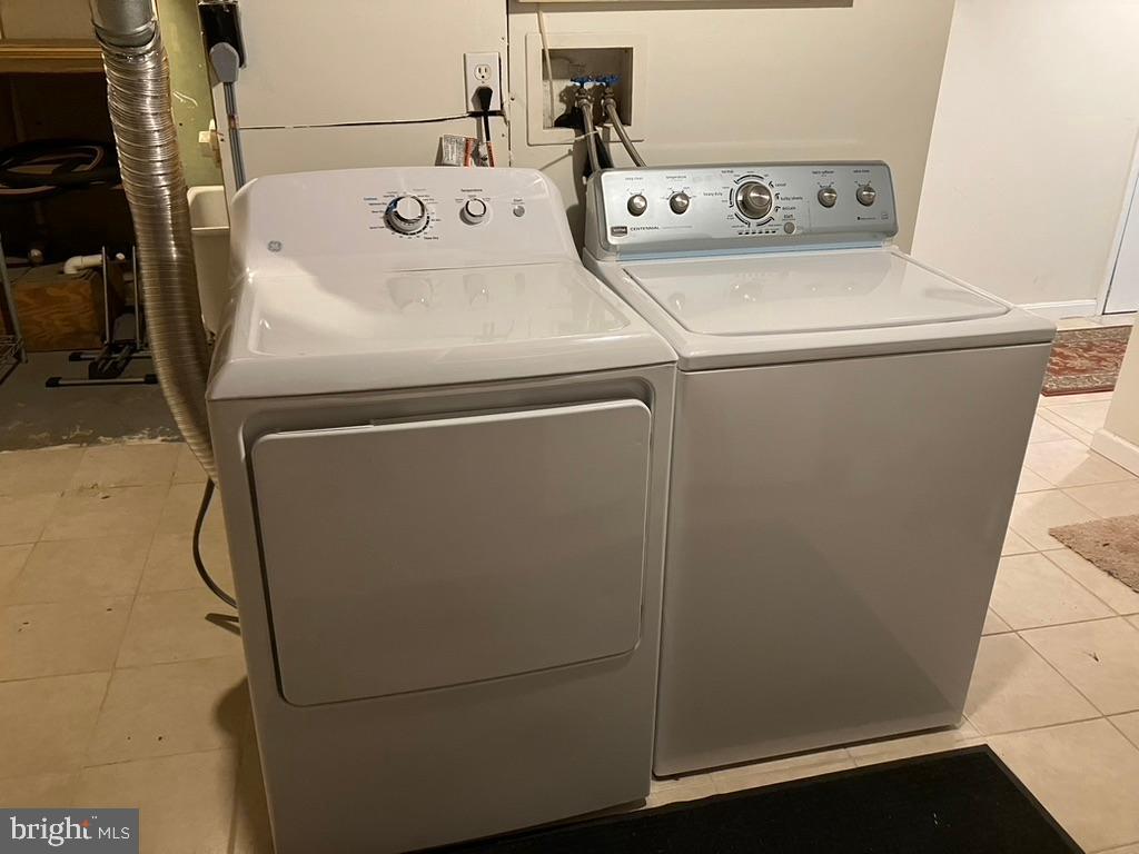 PENROSE - Residential Lease