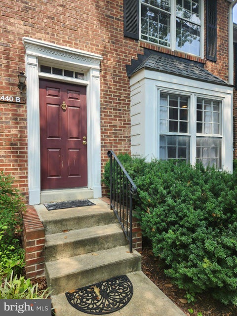Photo for 2440 S WALTER REED DRIVE B