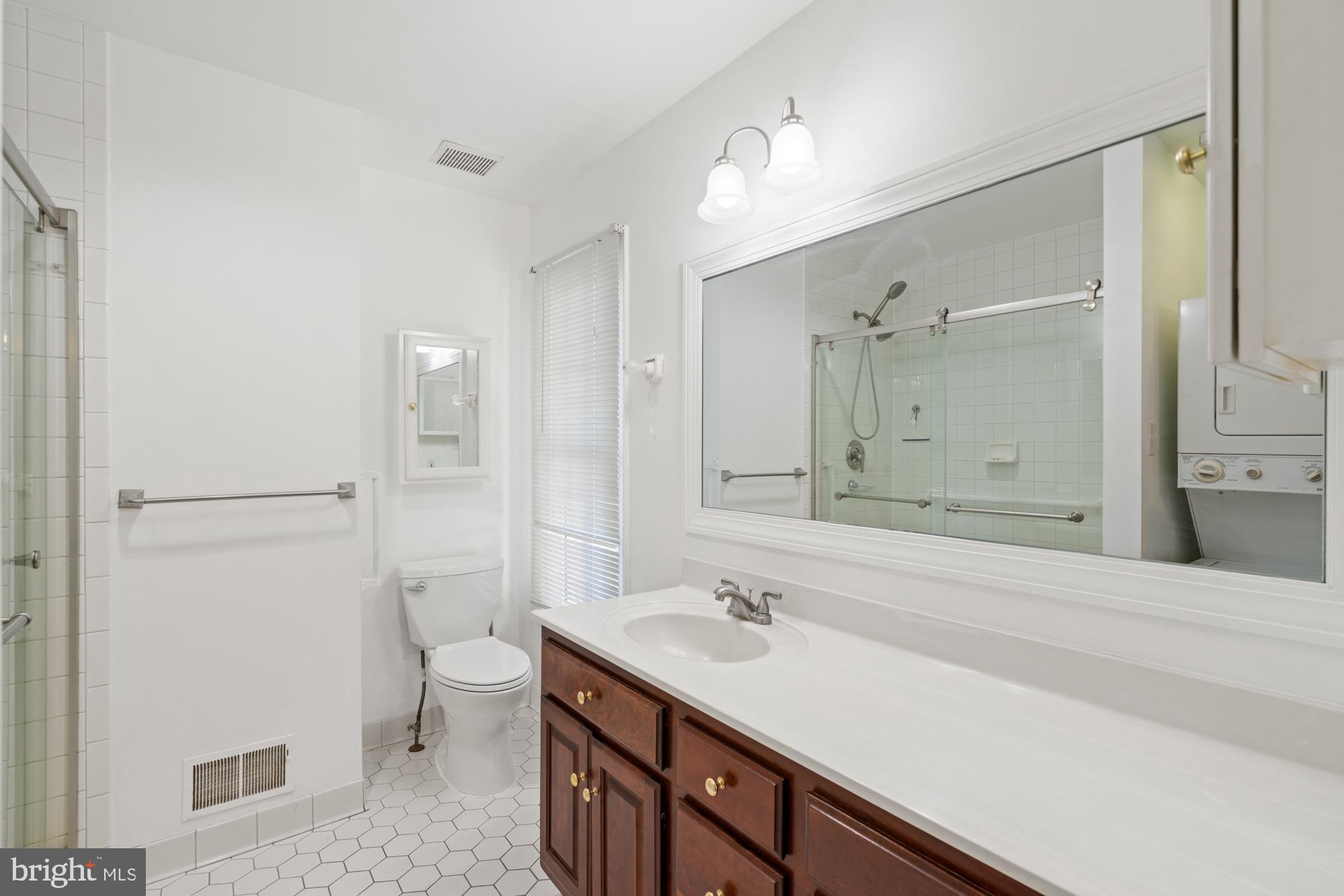 FOXLAIR ACRES - Residential