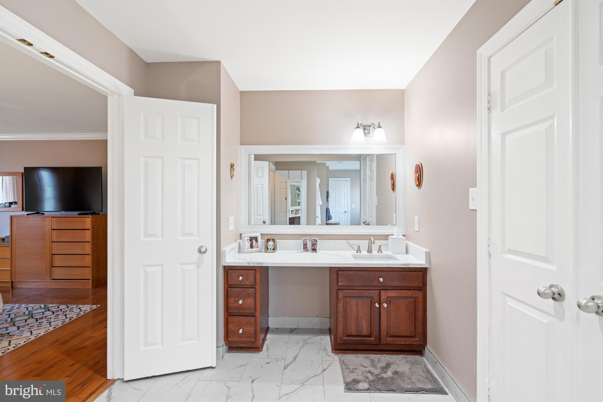 FOXLAIR ACRES - Residential