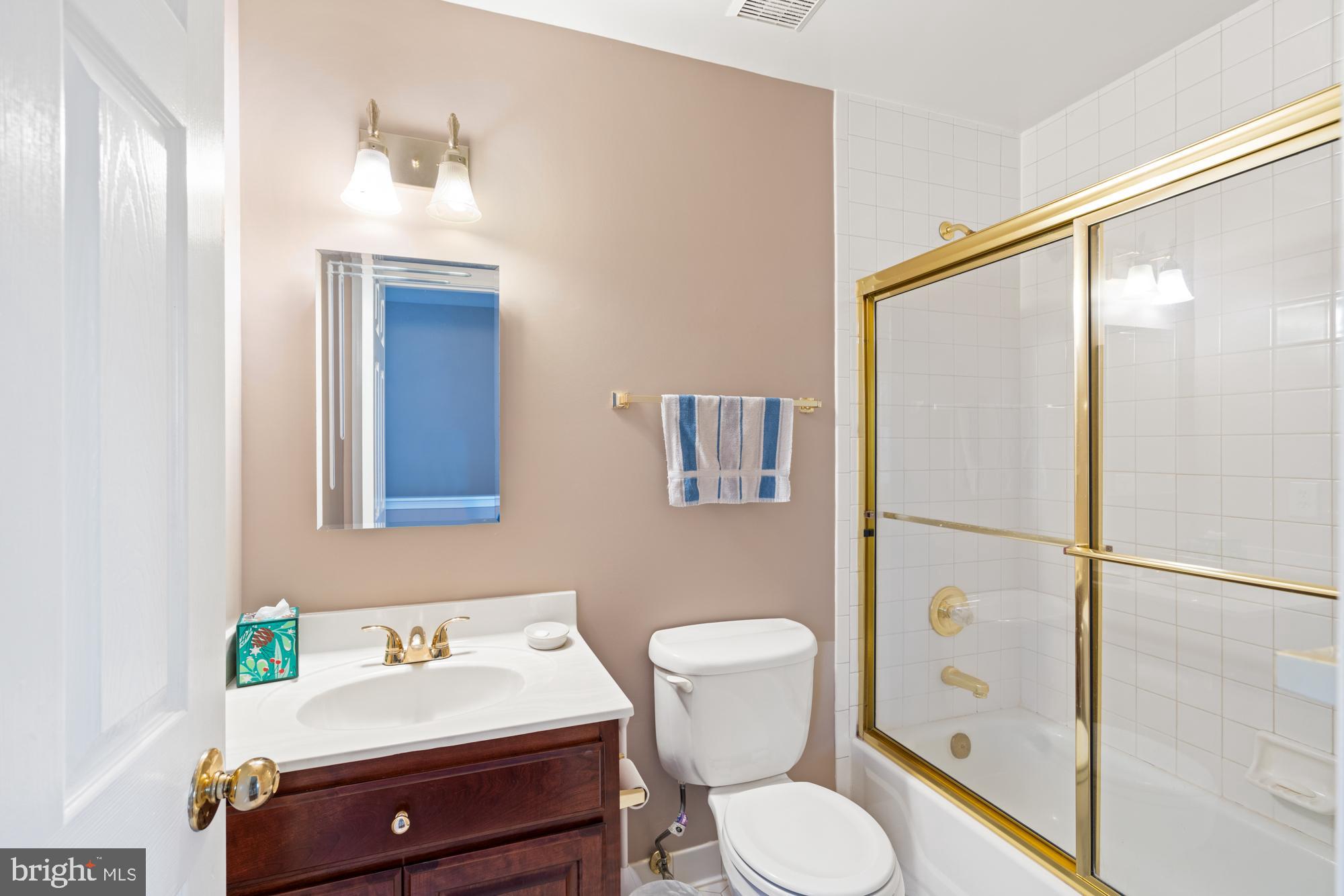 FOXLAIR ACRES - Residential