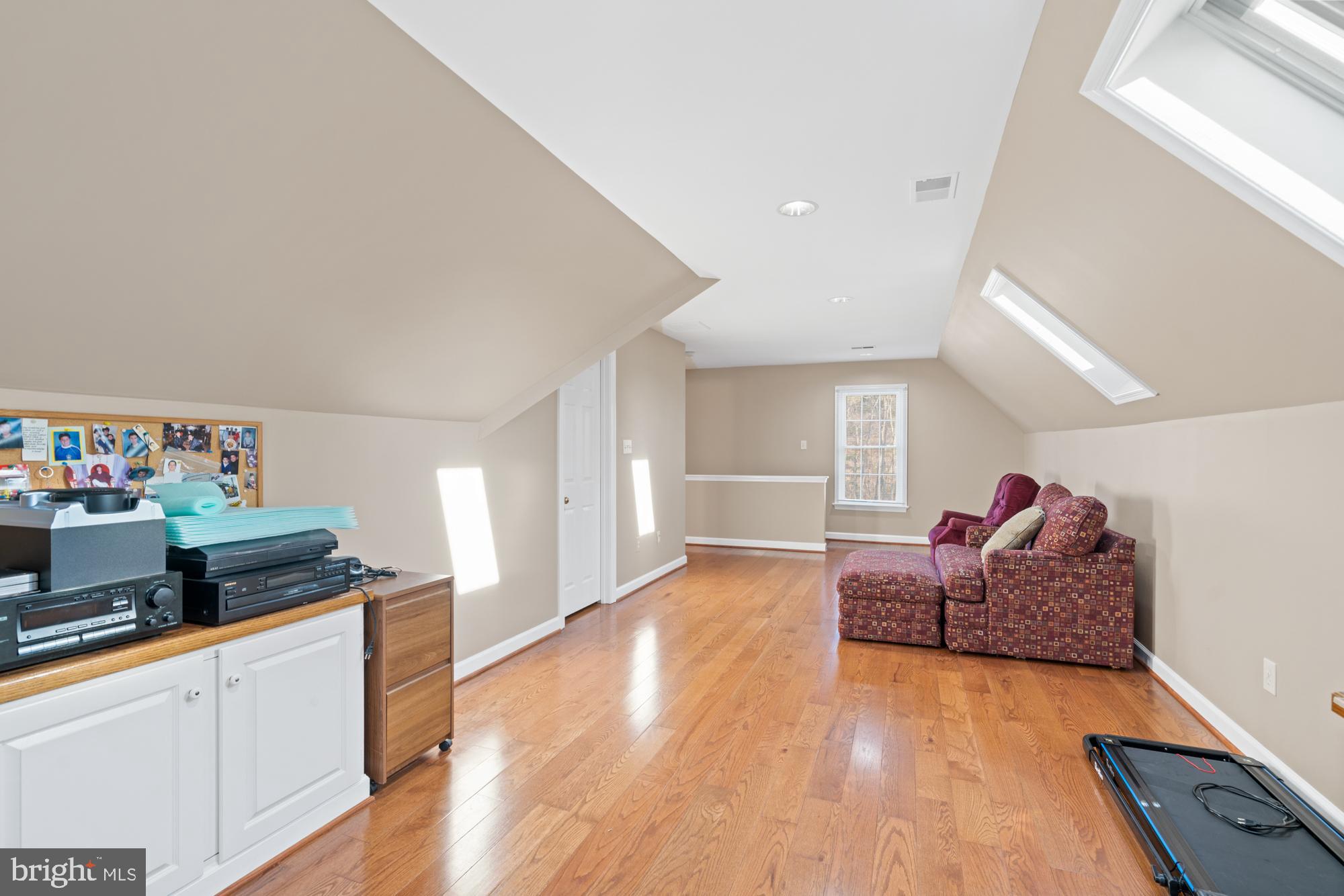 FOXLAIR ACRES - Residential