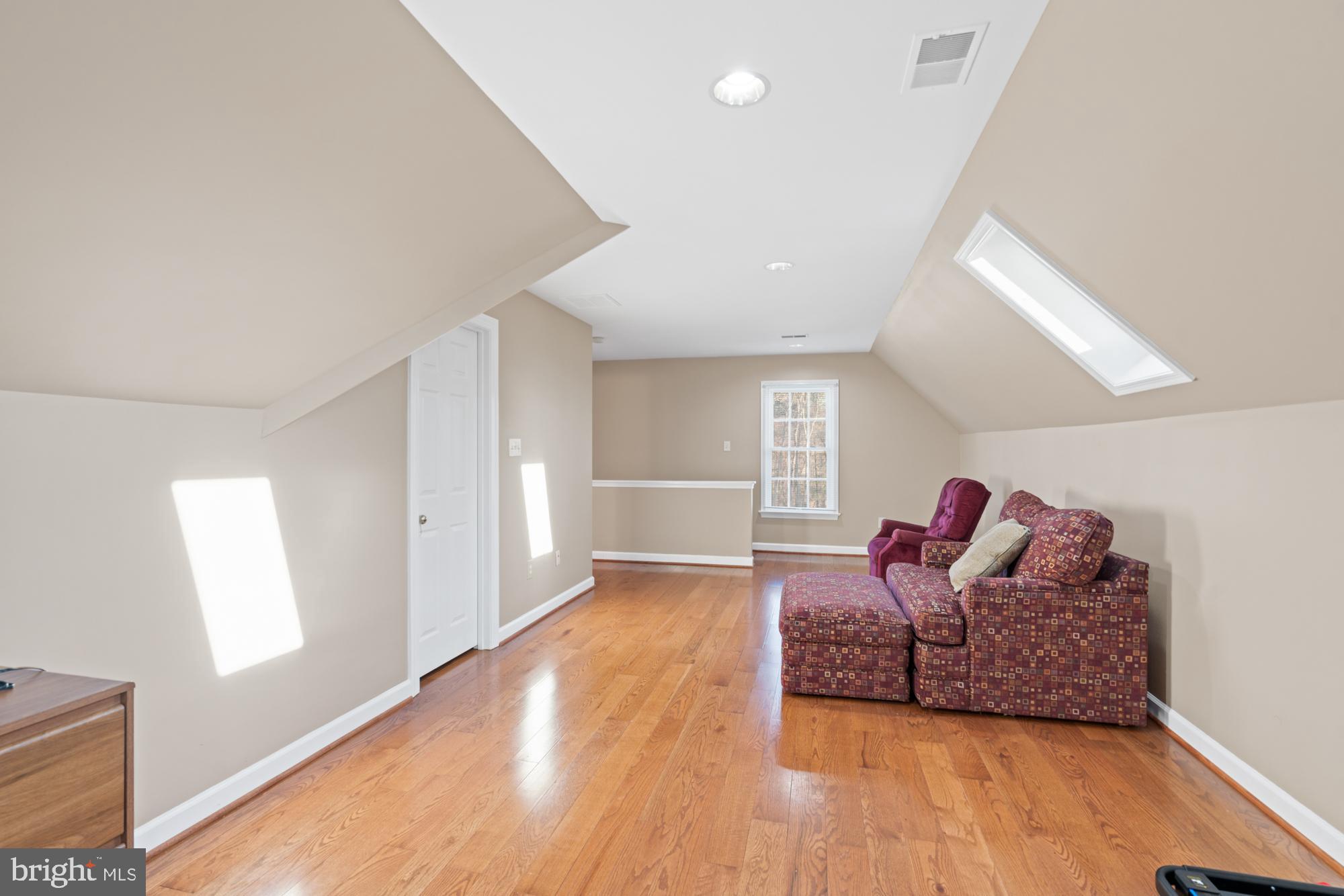 FOXLAIR ACRES - Residential