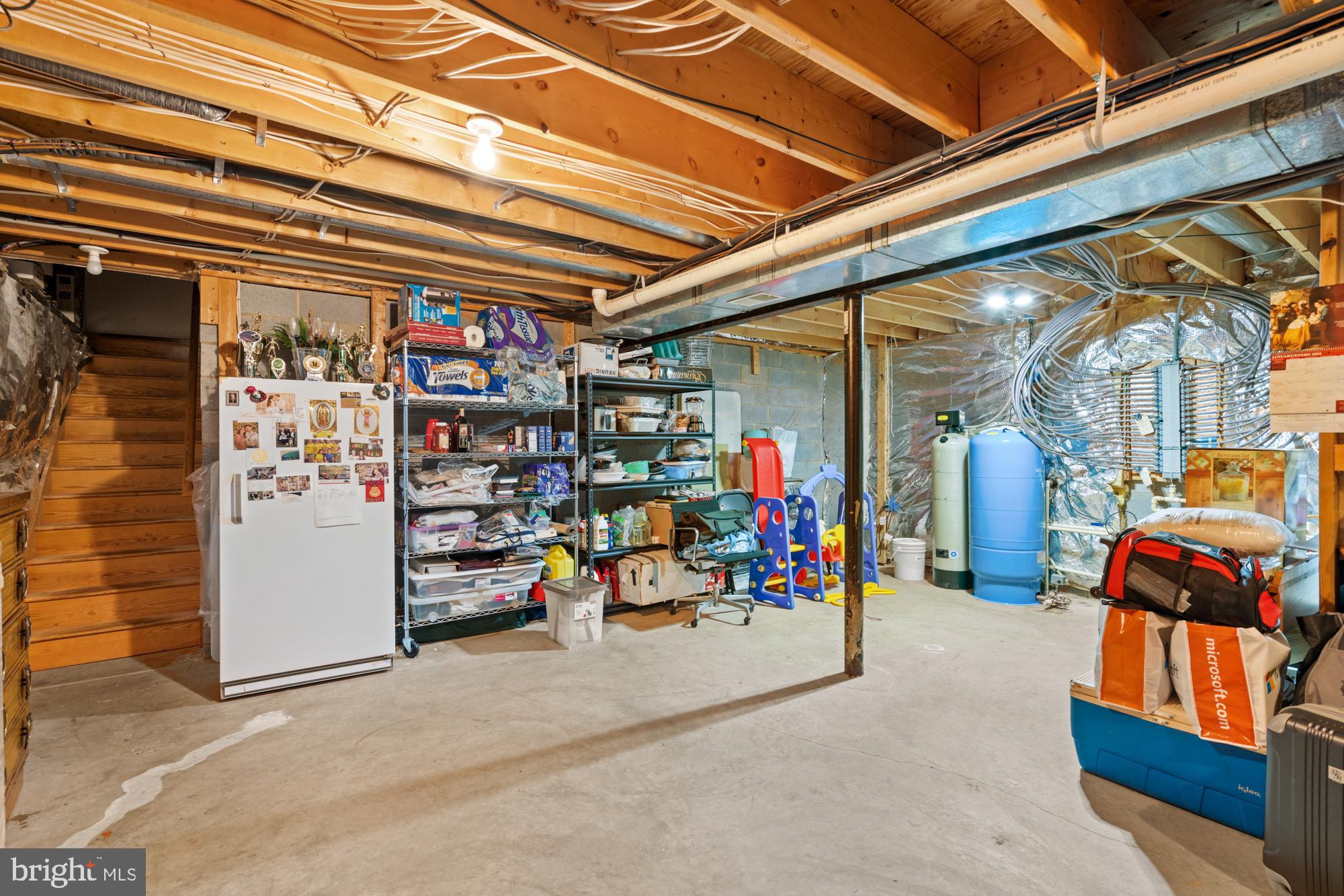 FOXLAIR ACRES - Residential