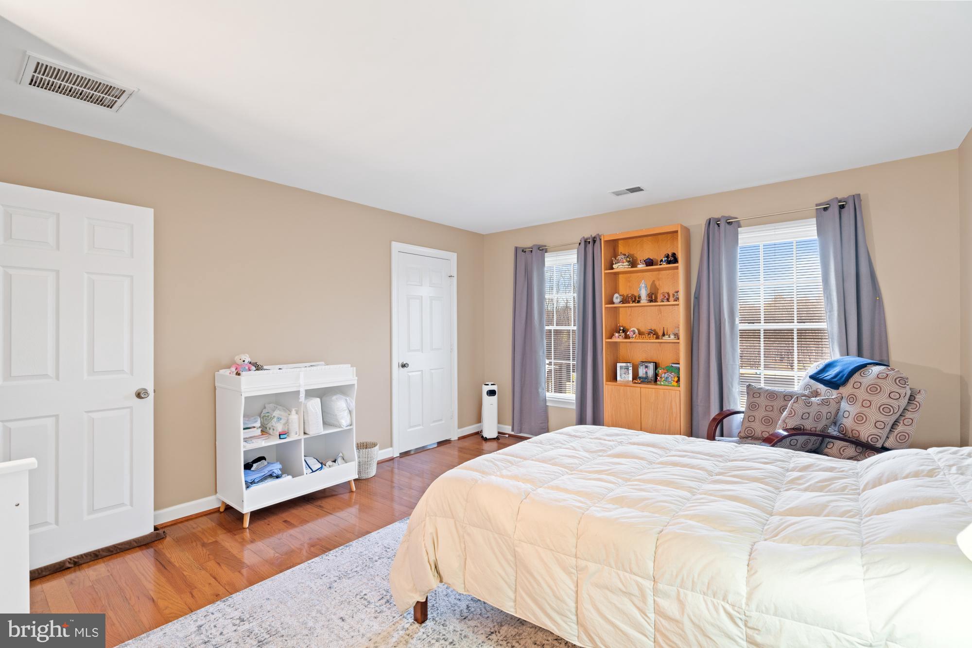 FOXLAIR ACRES - Residential