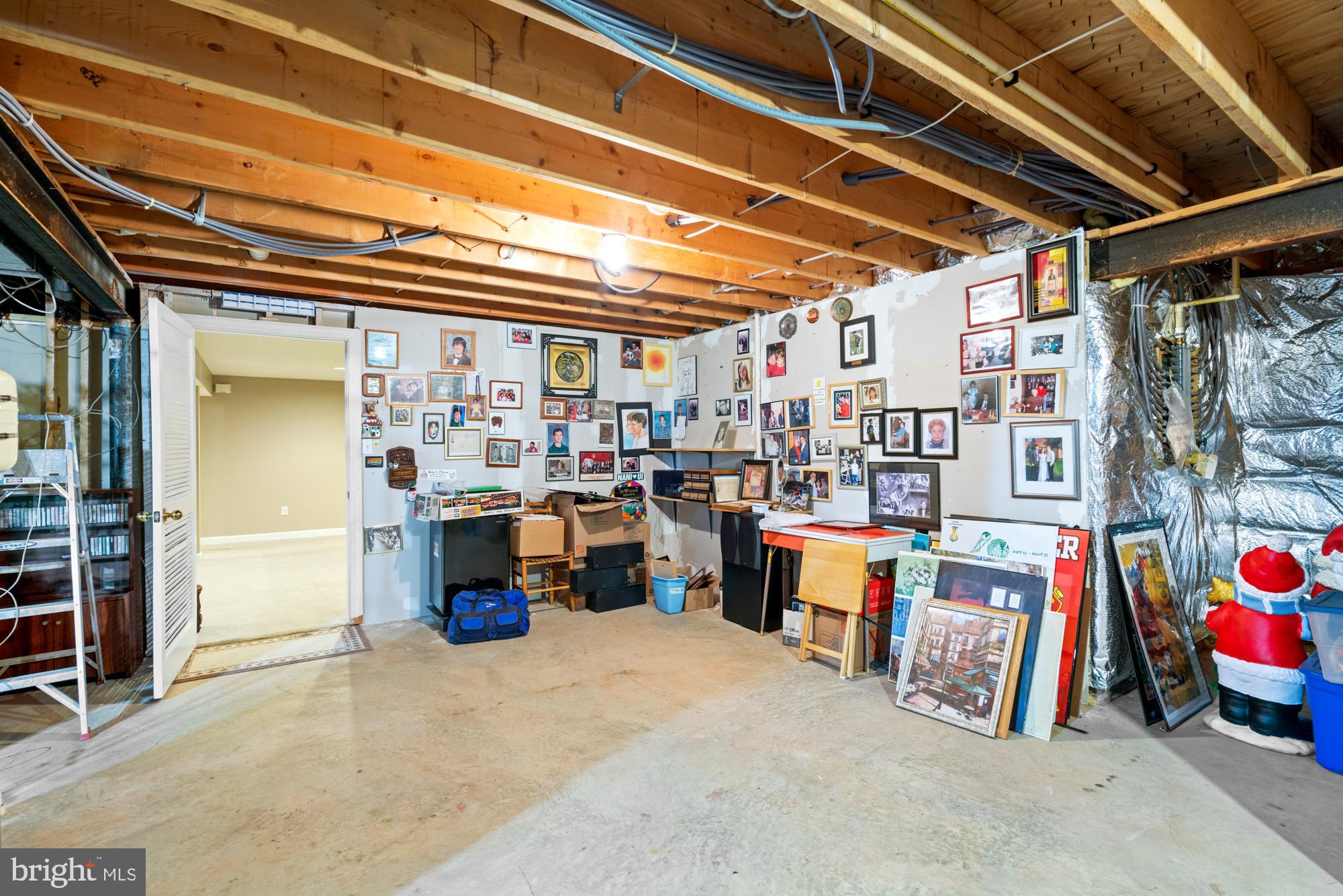 FOXLAIR ACRES - Residential