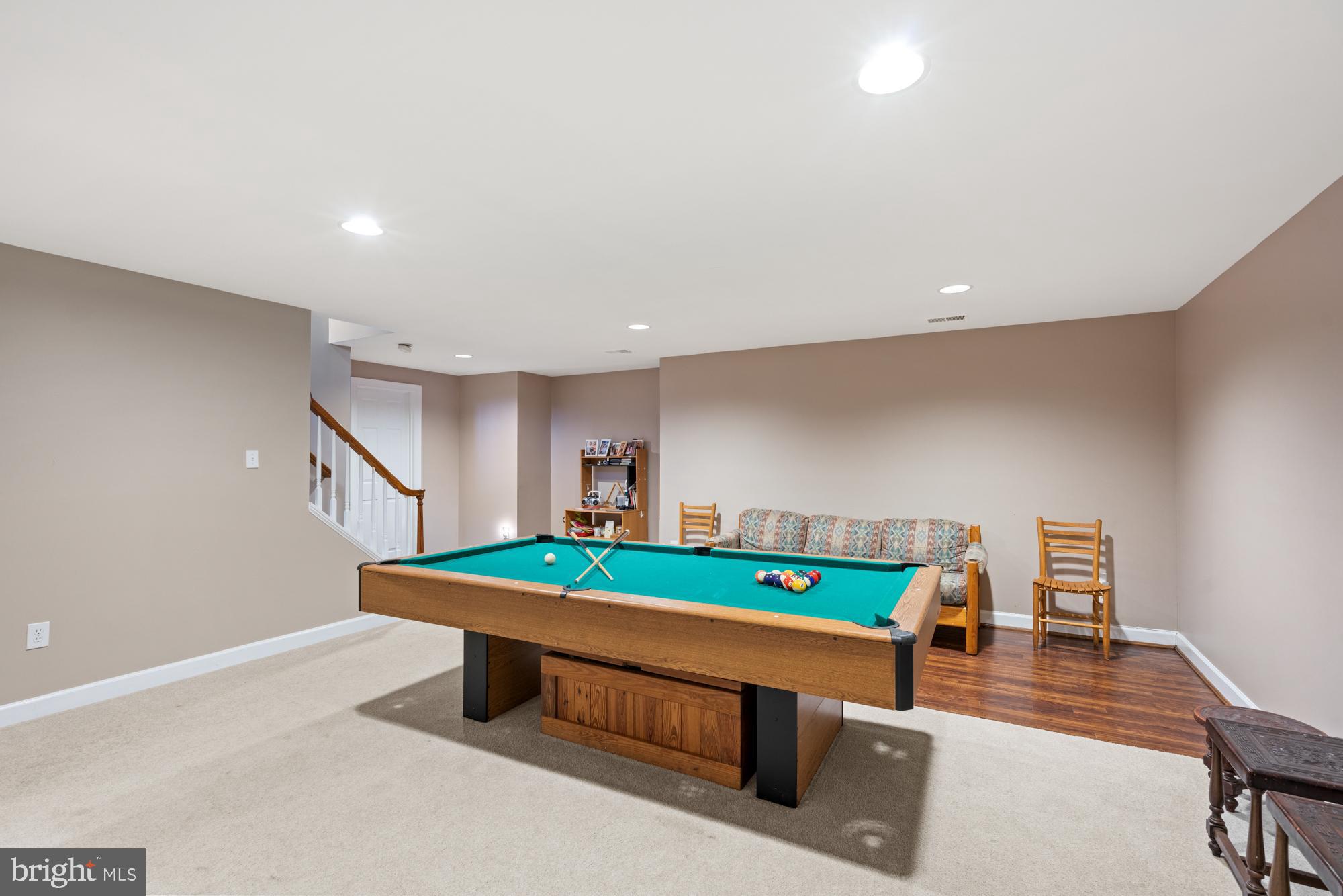 FOXLAIR ACRES - Residential