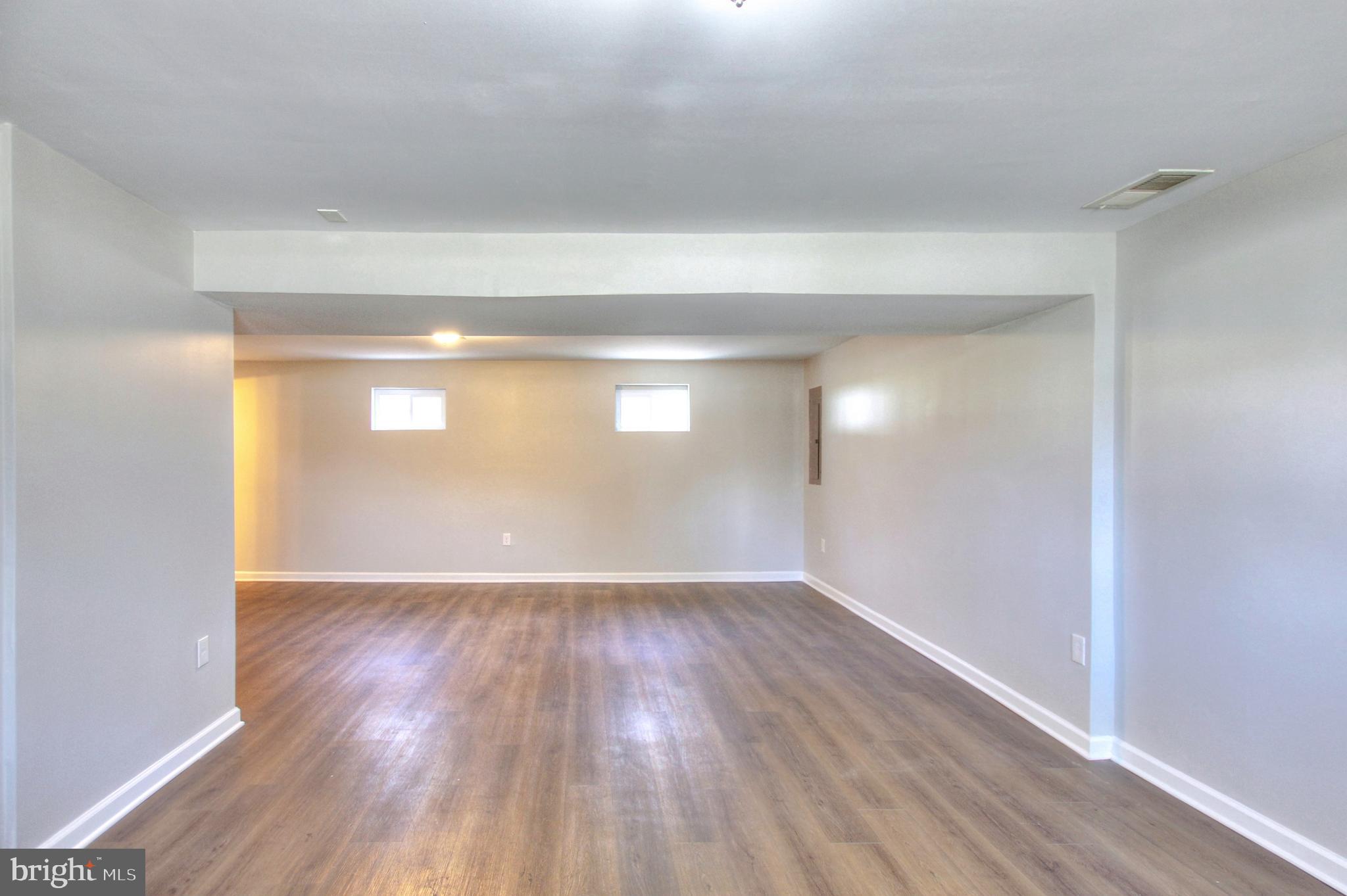 WADE-MAR ESTATES - Residential