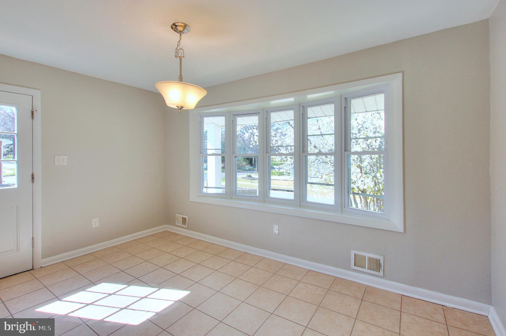 WADE-MAR ESTATES - Residential