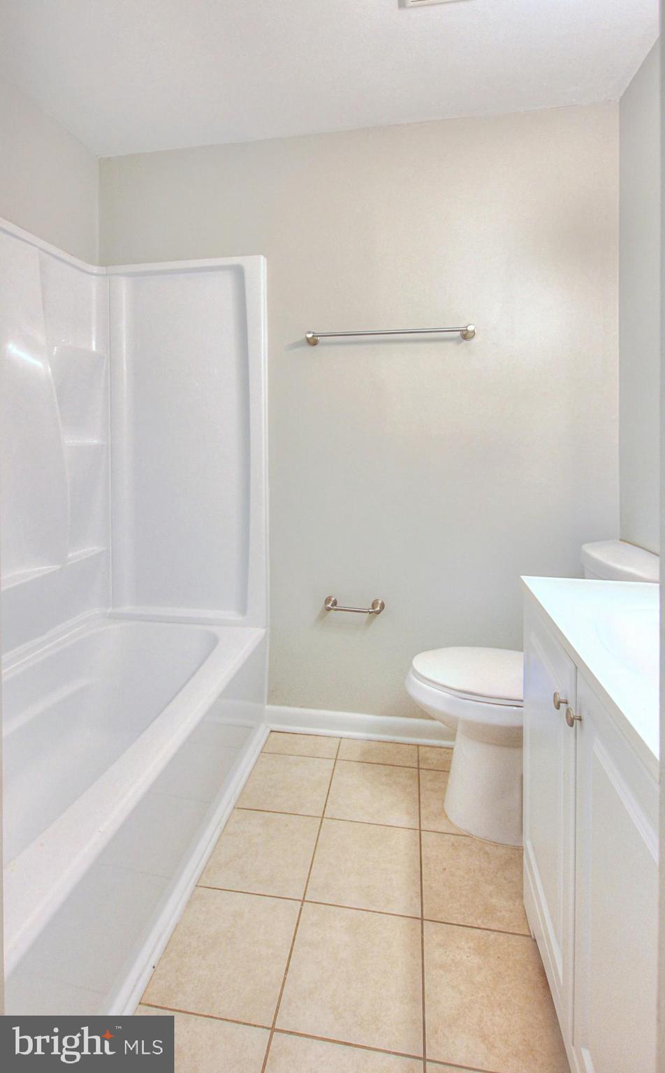 WADE-MAR ESTATES - Residential