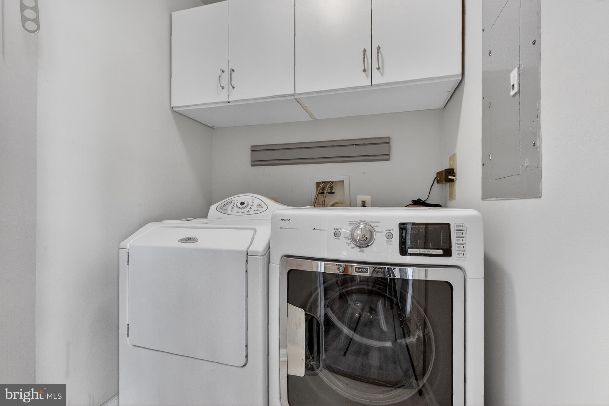 TOWNES AT WATERFORD - Residential