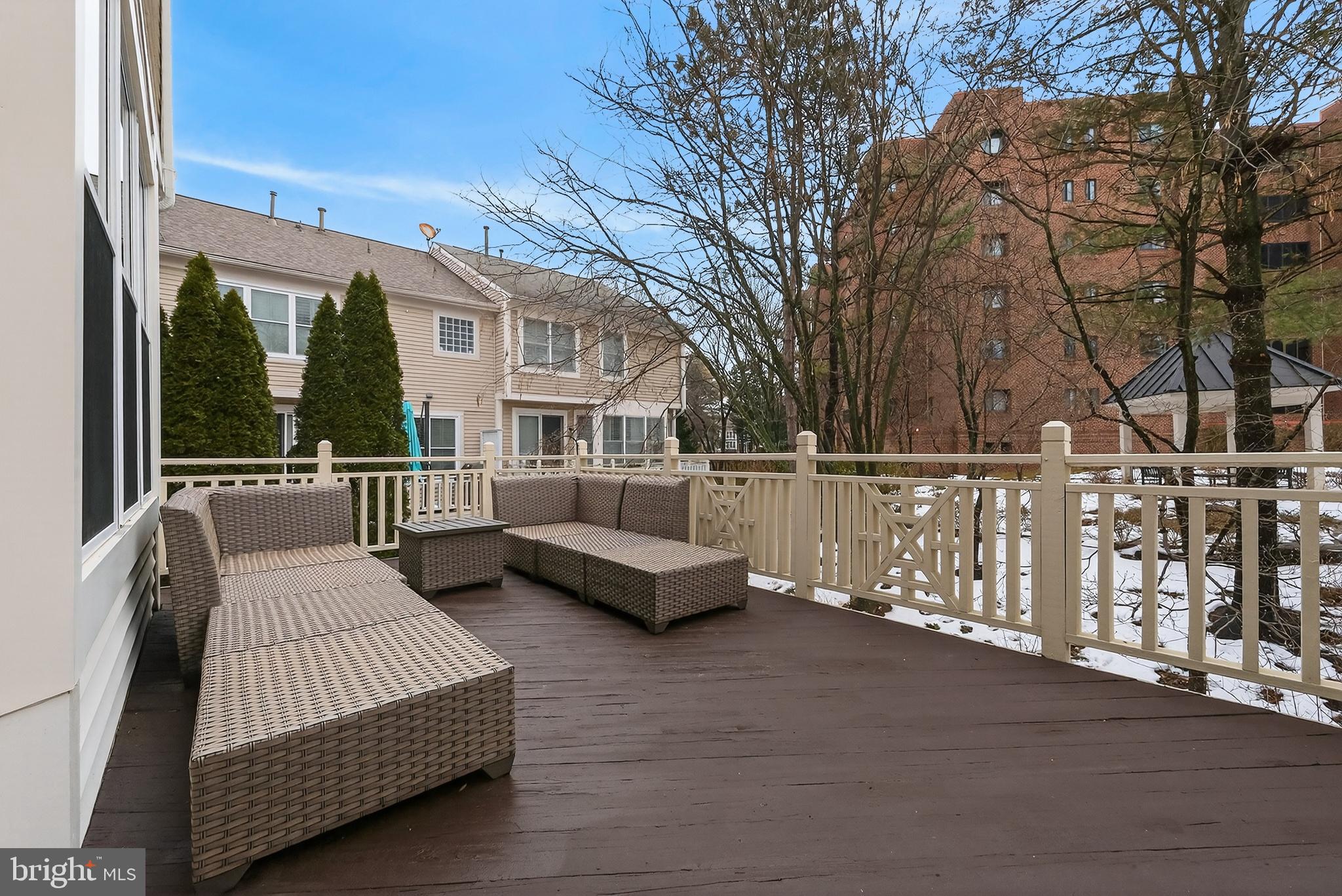 TOWNES AT WATERFORD - Residential