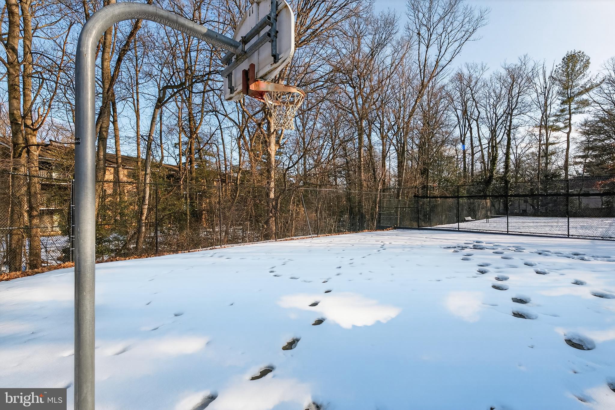 TOWNES AT WATERFORD - Residential
