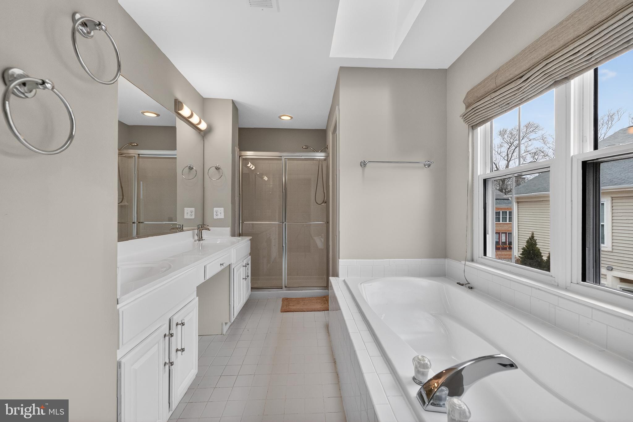 TOWNES AT WATERFORD - Residential