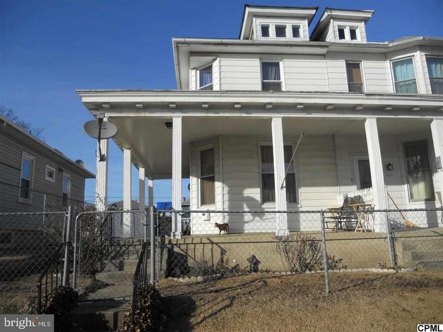 EAST STEELTON,1500 Square foot semi-detached home, 3 bedrooms,2 full baths,formal dinning room,large eat in kitchen,large wrap around porch,gorgeous views of the river,all new windows,new hot water heater,central air,off street parking,slate roof,pocket doors in living room and dinning room,fenced in yard. Sellers are willing to offer a sales agreement or rent to own for the right terms.